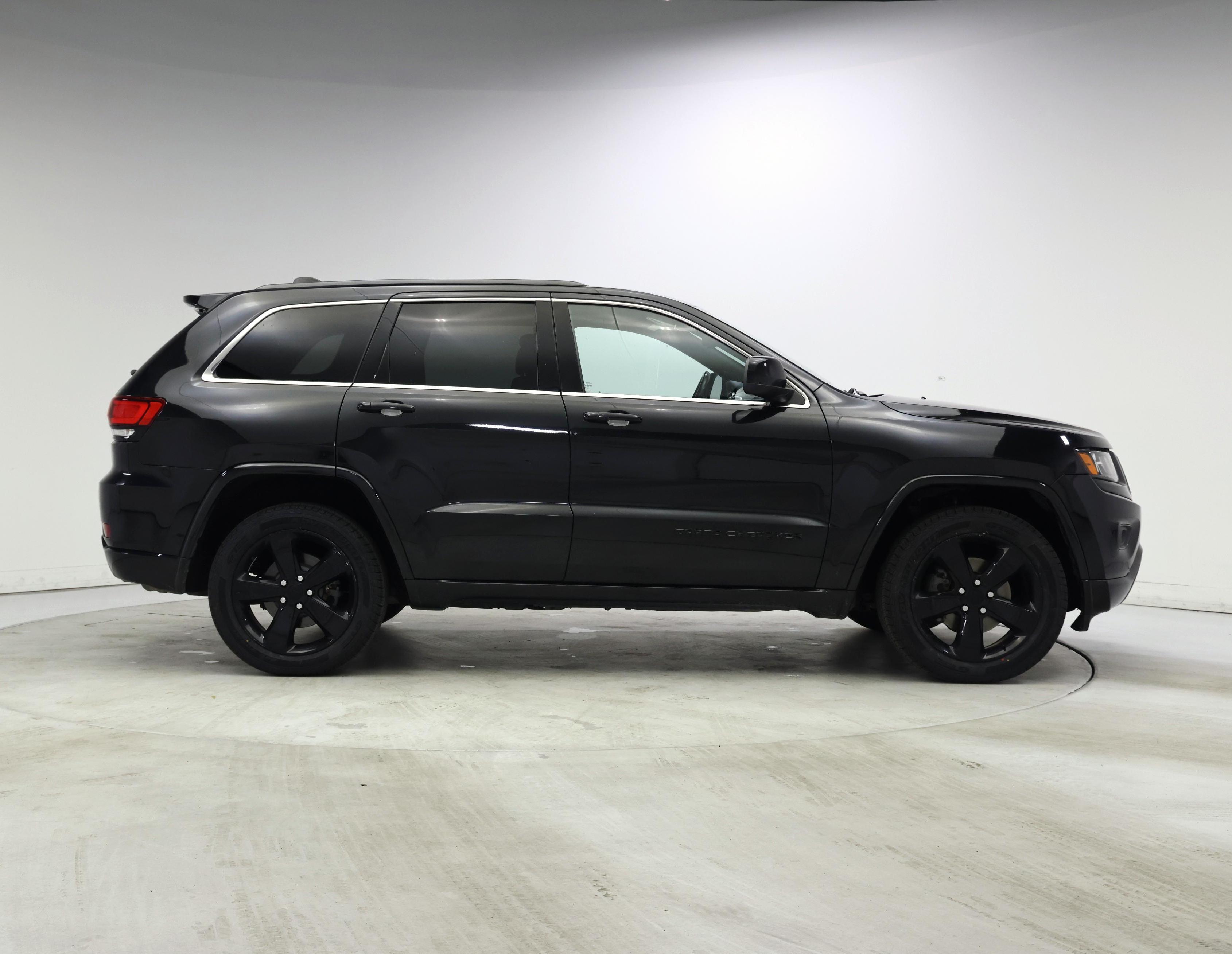 Thumbnail: 2015 Jeep Grand Cherokee - 7