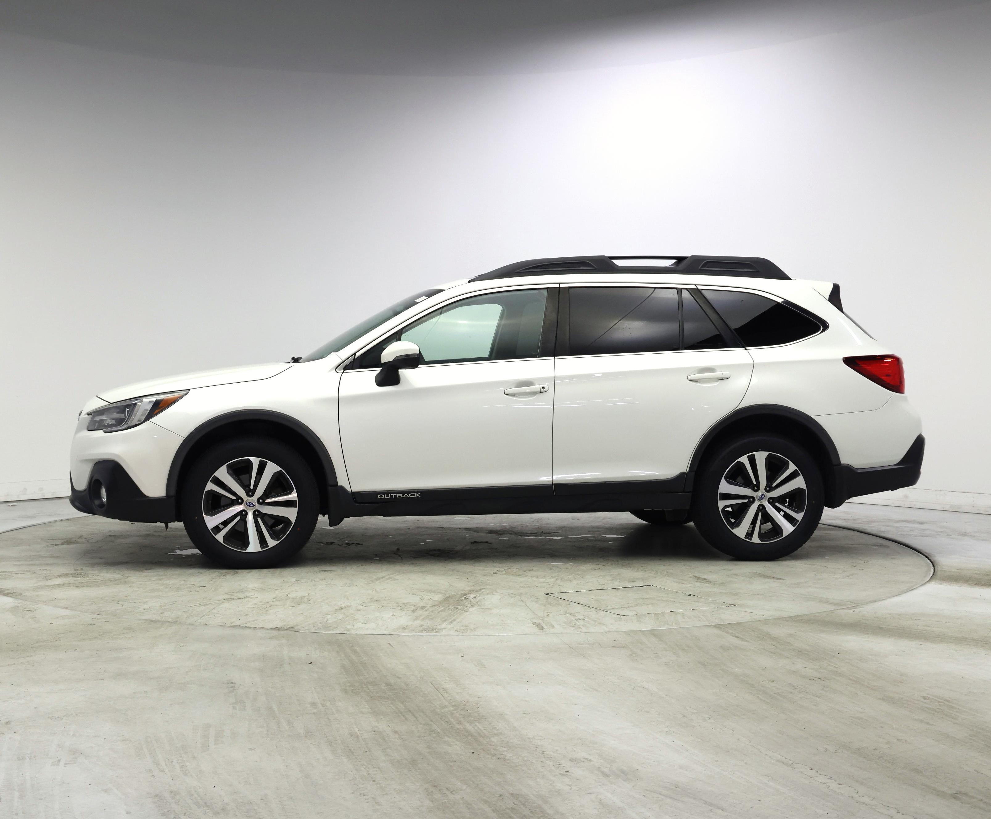 Thumbnail: 2019 Subaru Outback - 3