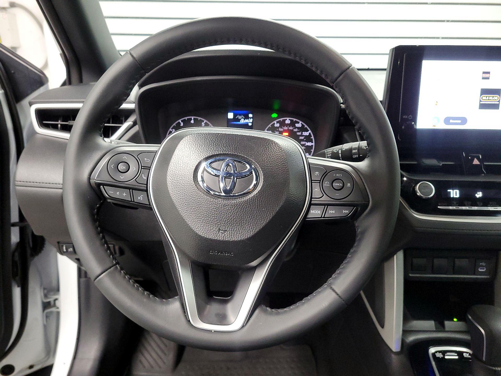 Thumbnail: 2025 Toyota Corolla Cross - 10