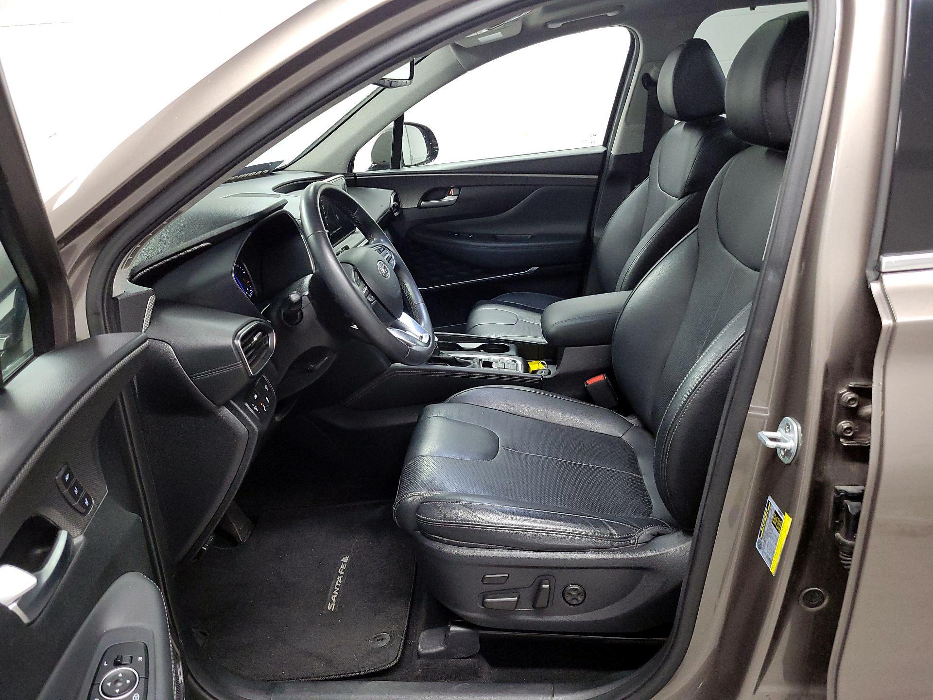 Thumbnail: 2019 Hyundai Santa Fe - 9