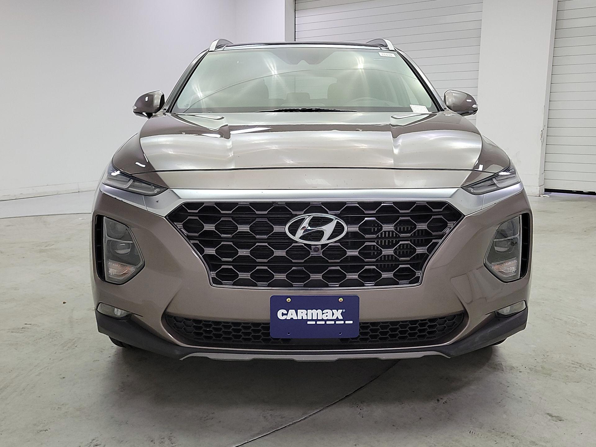 Thumbnail: 2019 Hyundai Santa Fe - 2