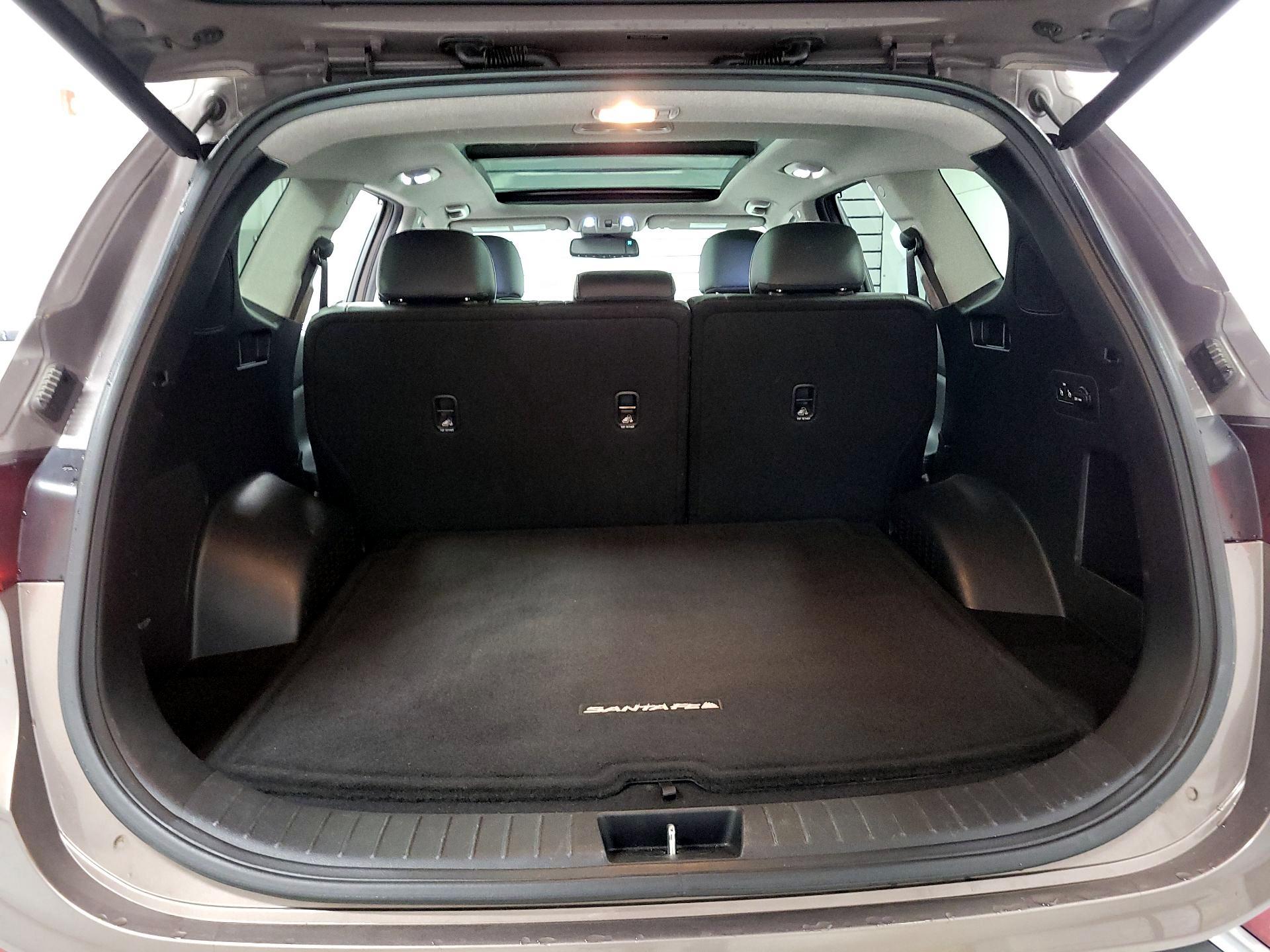 Thumbnail: 2019 Hyundai Santa Fe - 20