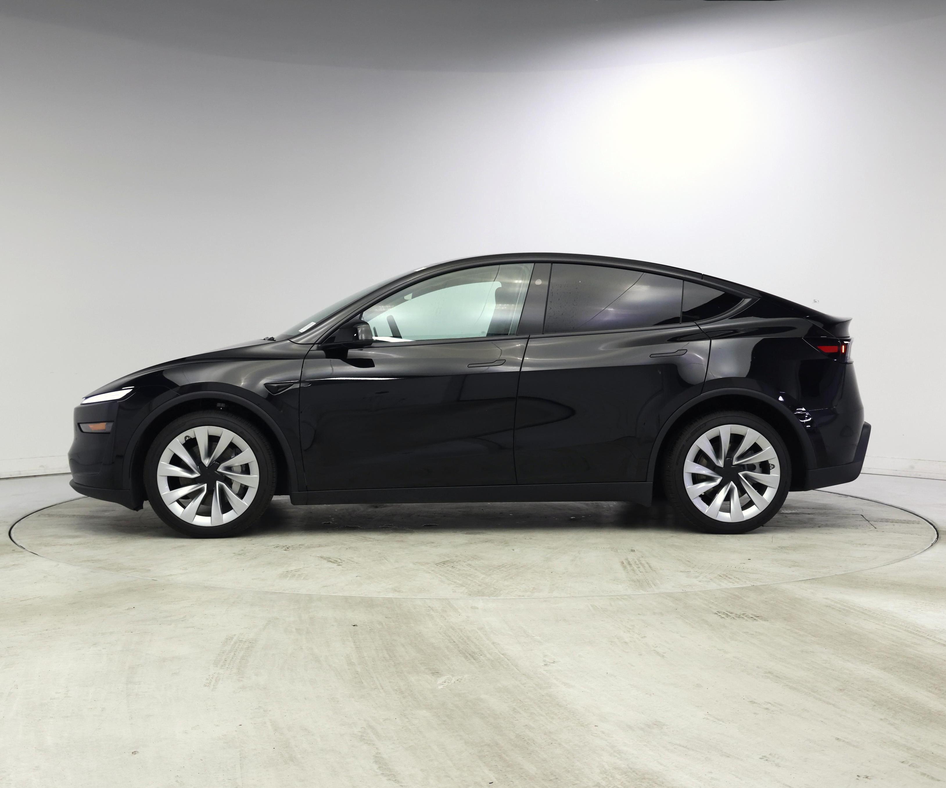 Thumbnail: 2026 Tesla Model Y - 3