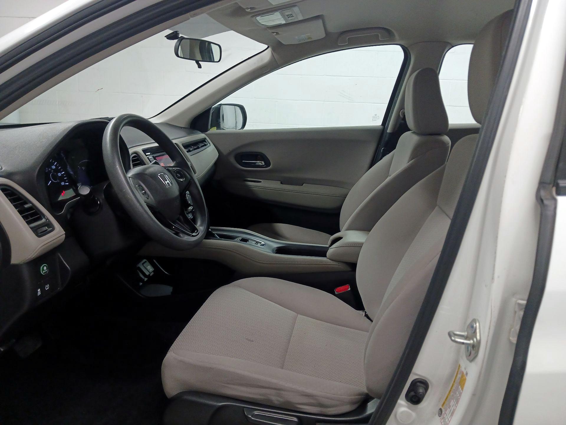Thumbnail: 2018 Honda HR-V - 9