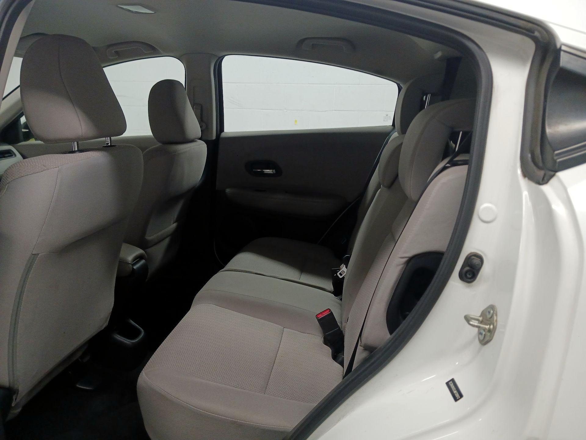 Thumbnail: 2018 Honda HR-V - 15