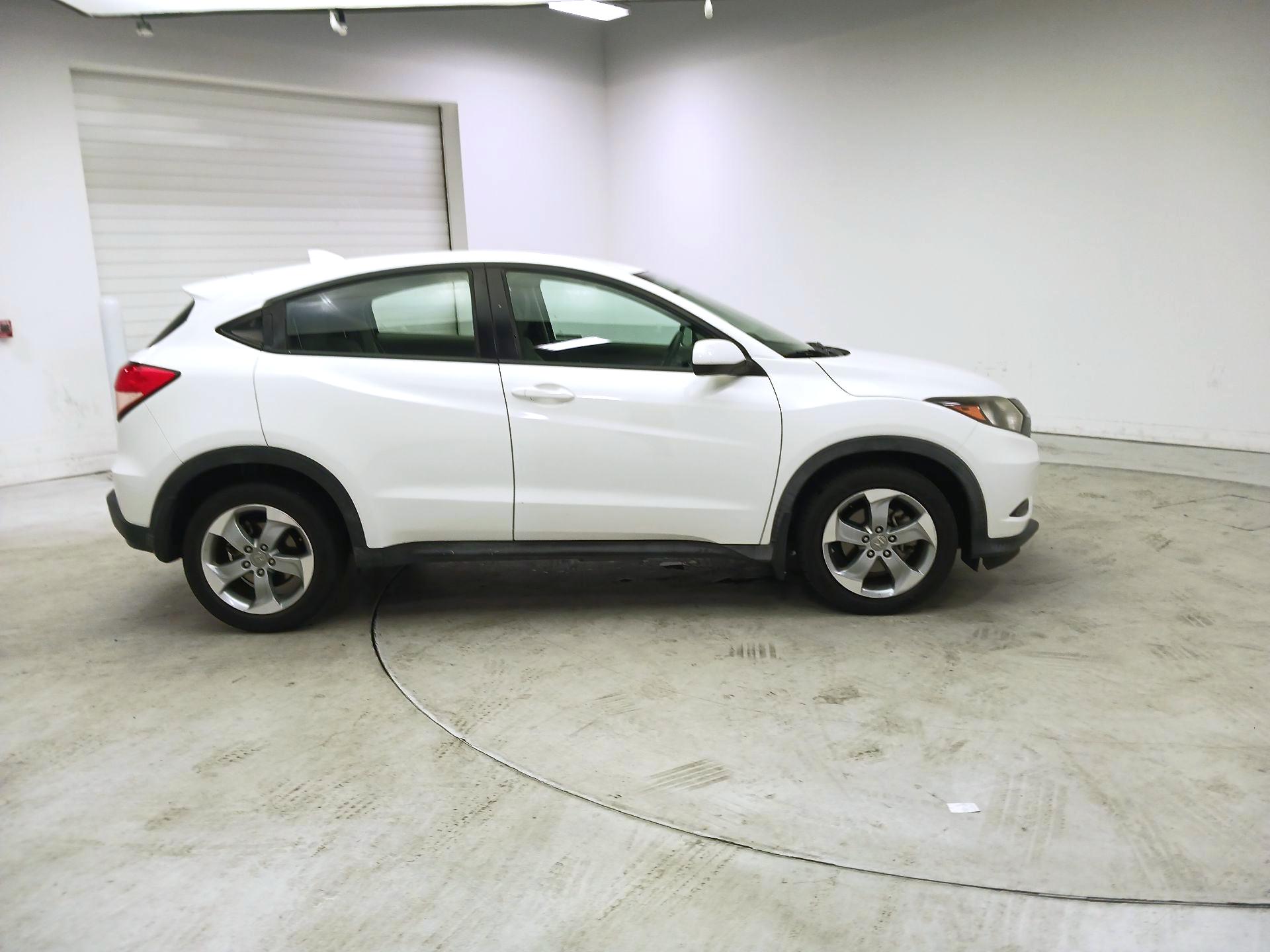 Thumbnail: 2018 Honda HR-V - 4