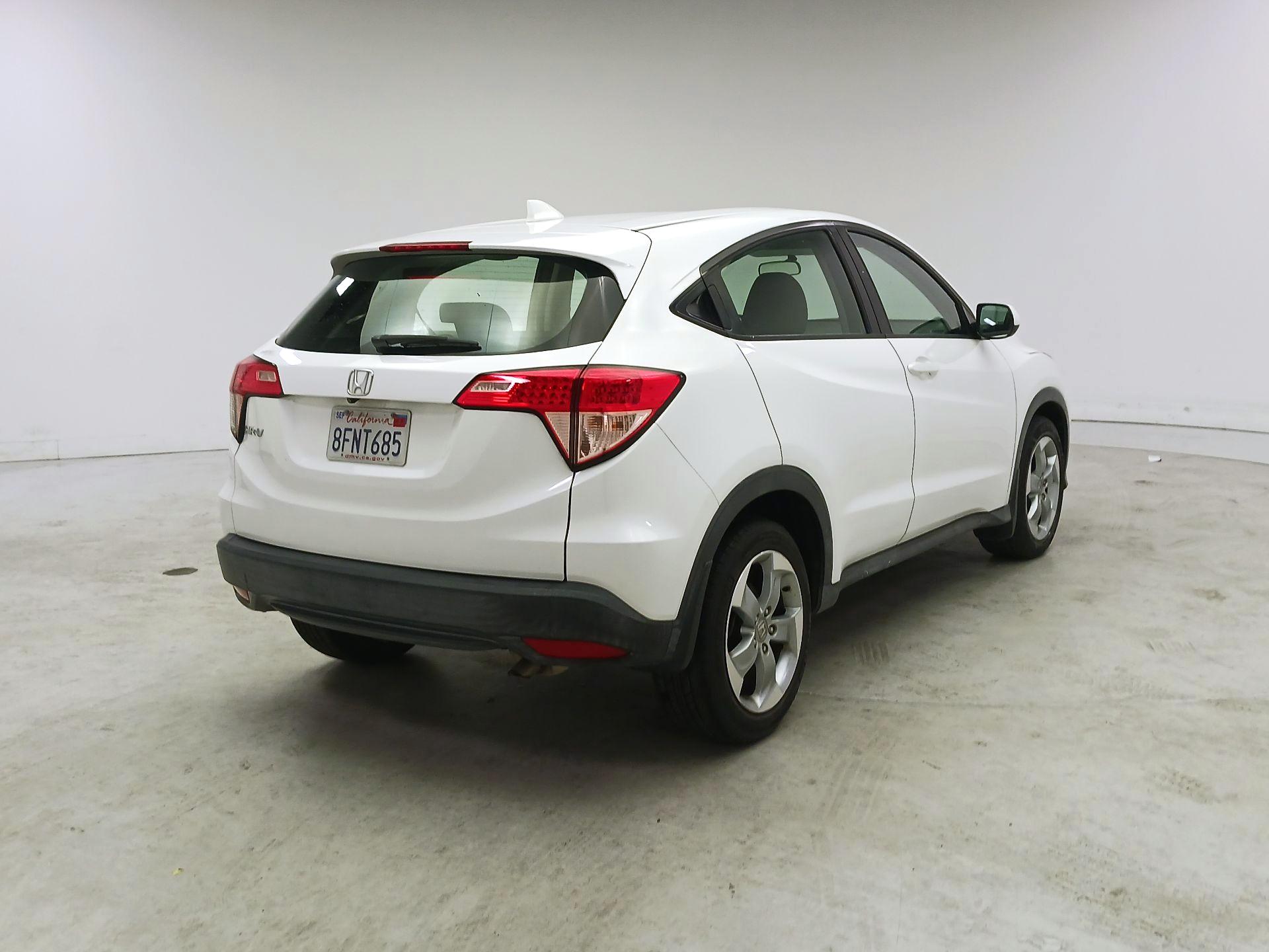 Thumbnail: 2018 Honda HR-V - 5