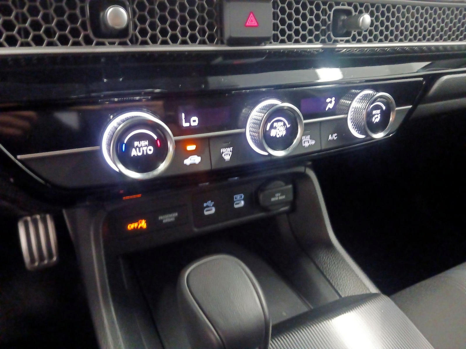 2025 Honda Civic Sport - Photo 15