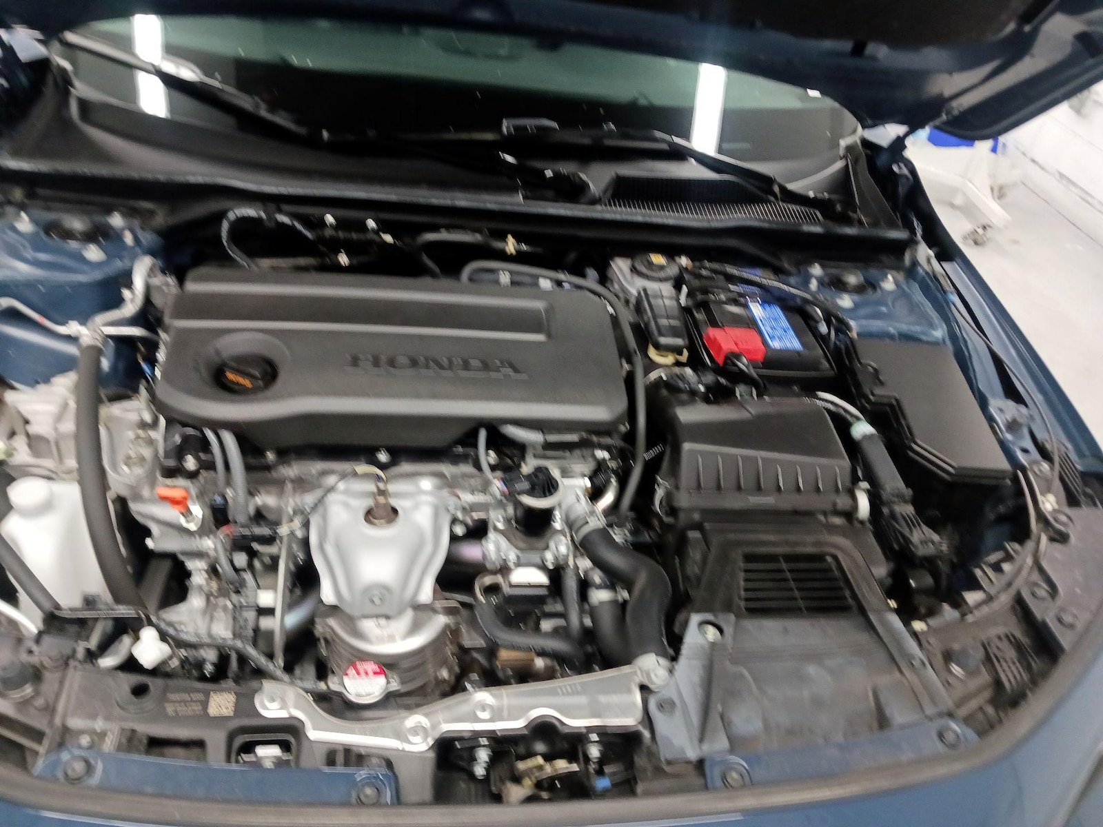 2025 Honda Civic Sport - Photo 18