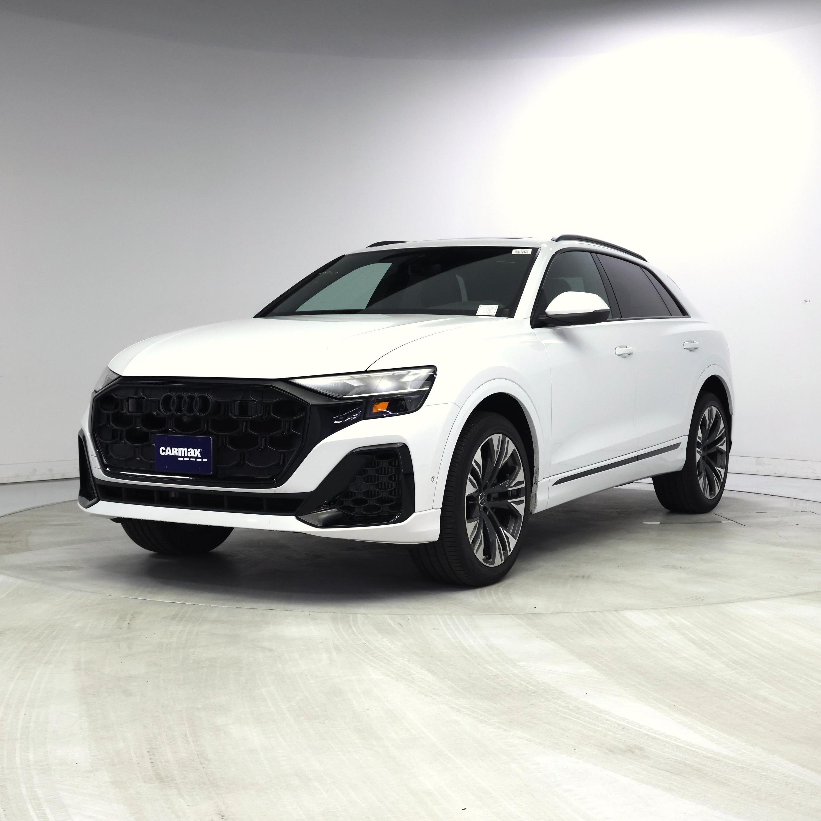 Thumbnail: 2024 Audi Q8 - 4
