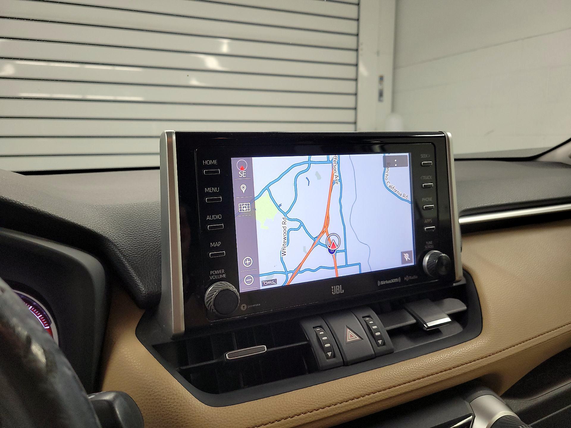 Thumbnail: 2019 Toyota RAV4 - 14