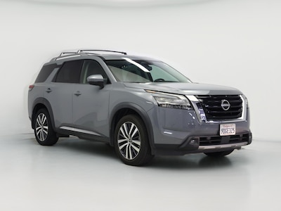 2022 Nissan Pathfinder Platinum