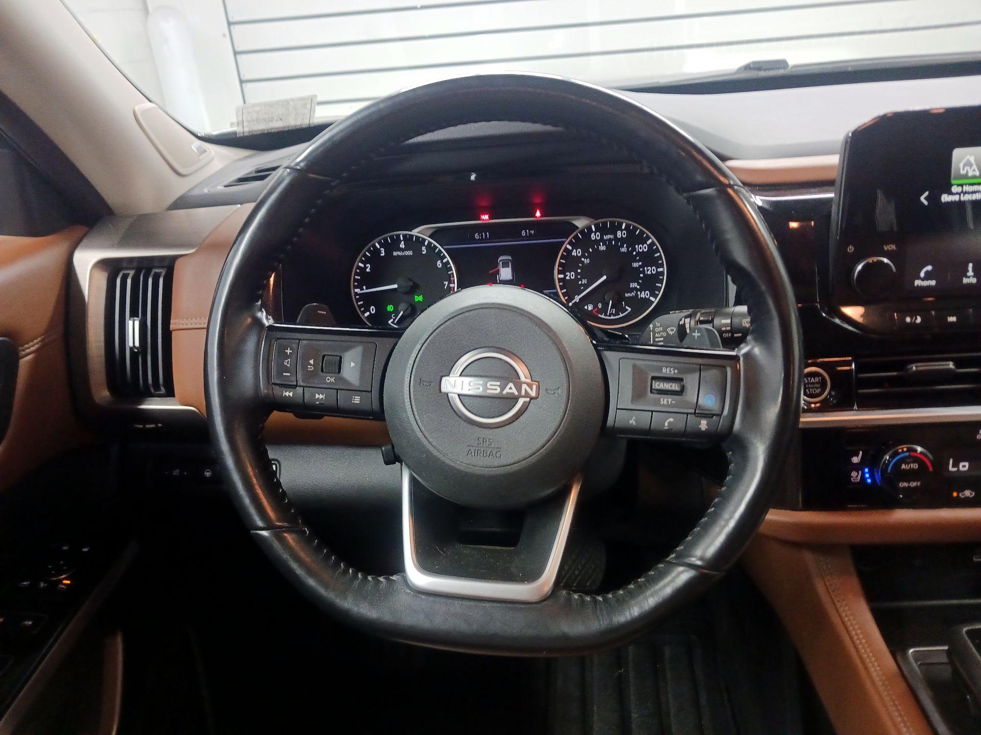 Thumbnail: 2022 Nissan Pathfinder - 10