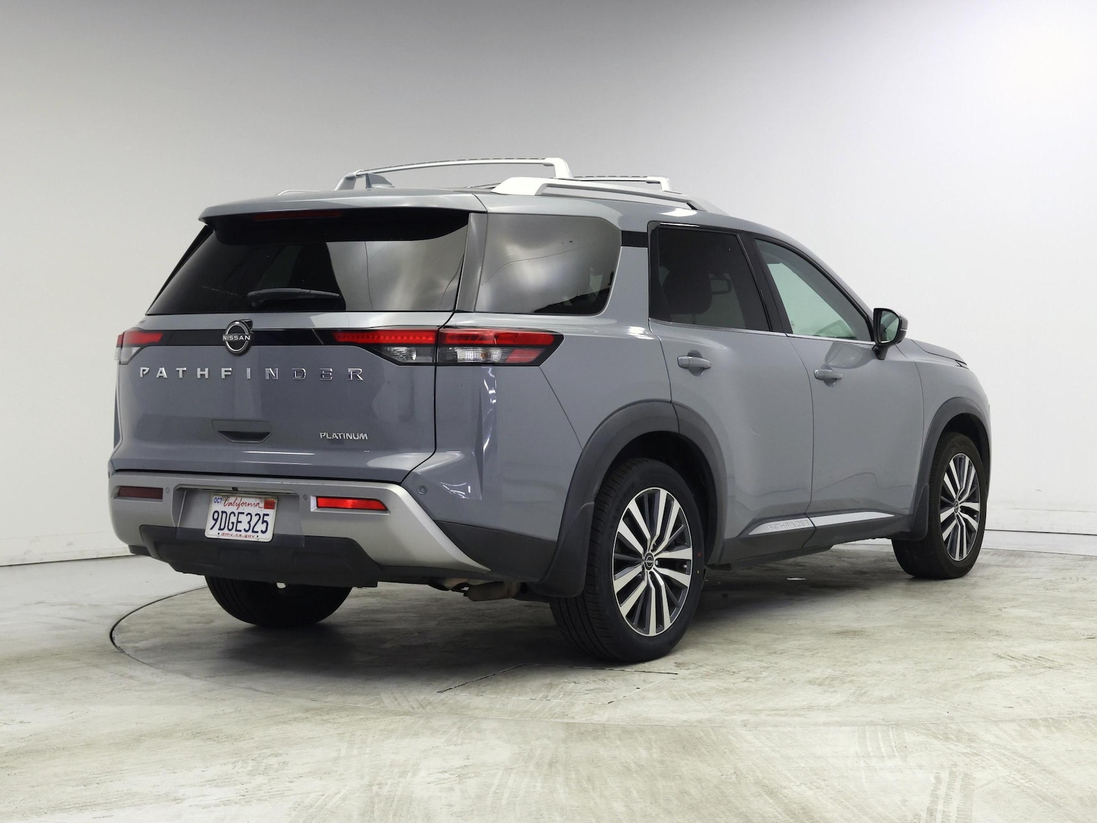 2022 Nissan Pathfinder Platinum - Photo 9