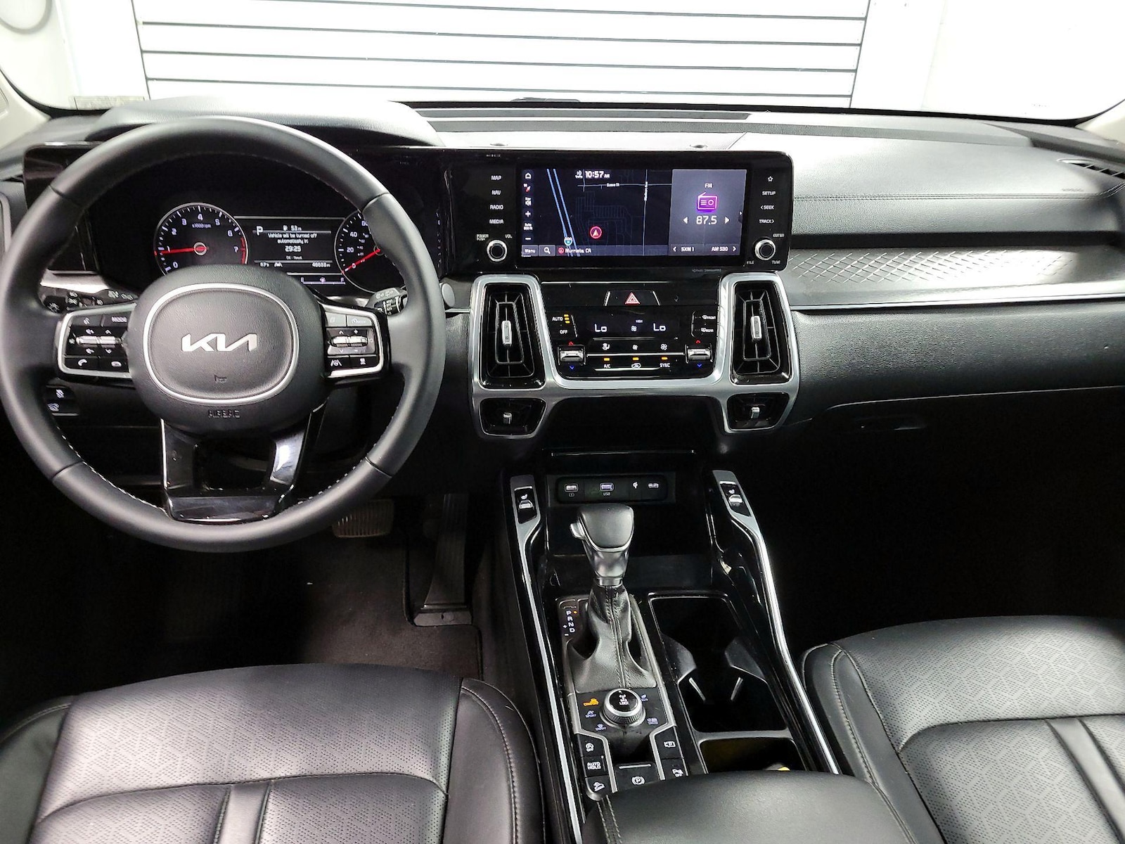 2022 Kia Sorento SX - Photo 10