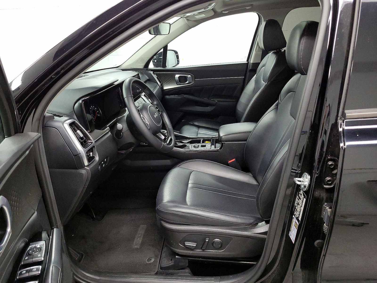 2022 Kia Sorento SX - Photo 12
