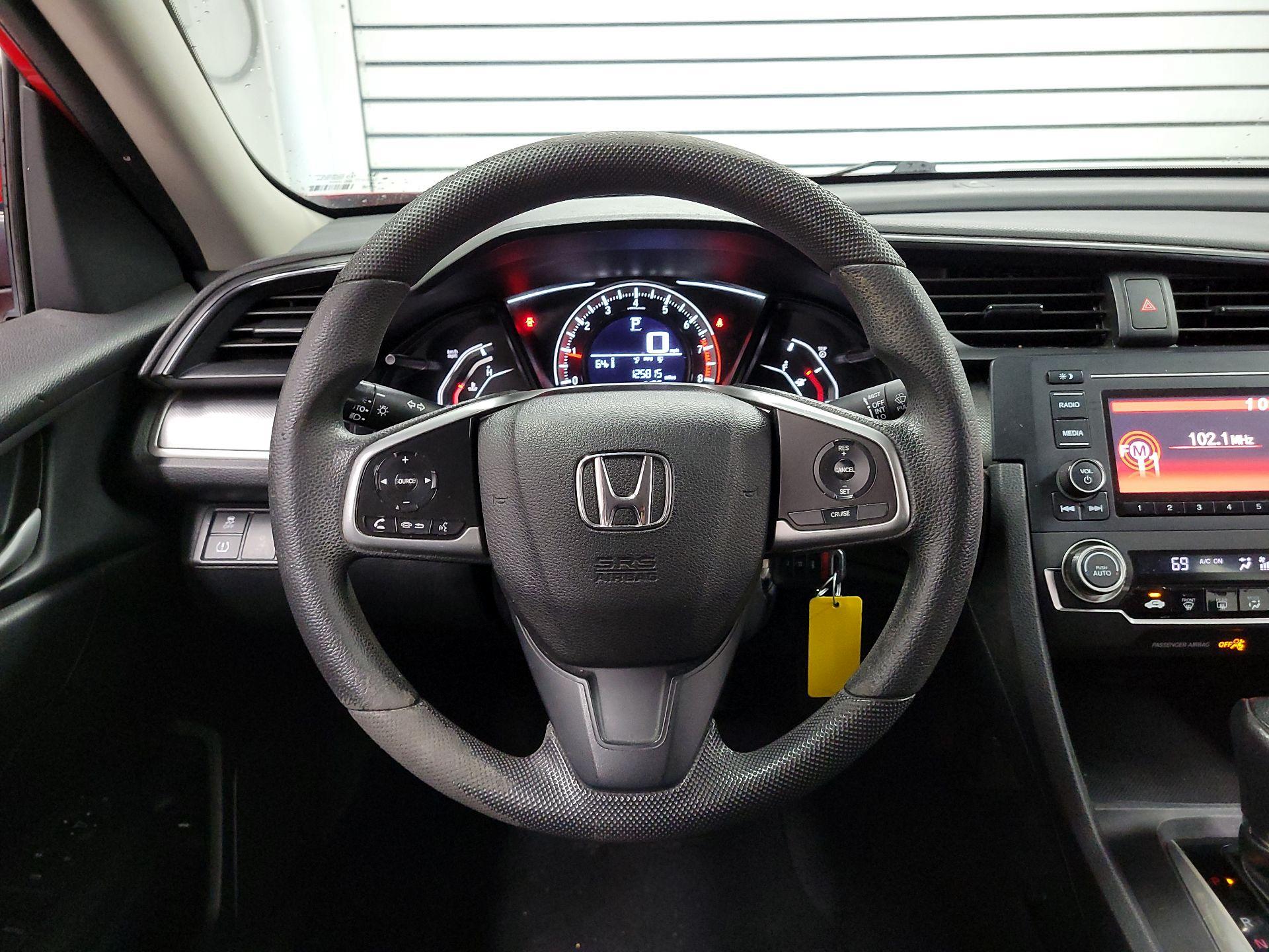 Thumbnail: 2017 Honda Civic - 10