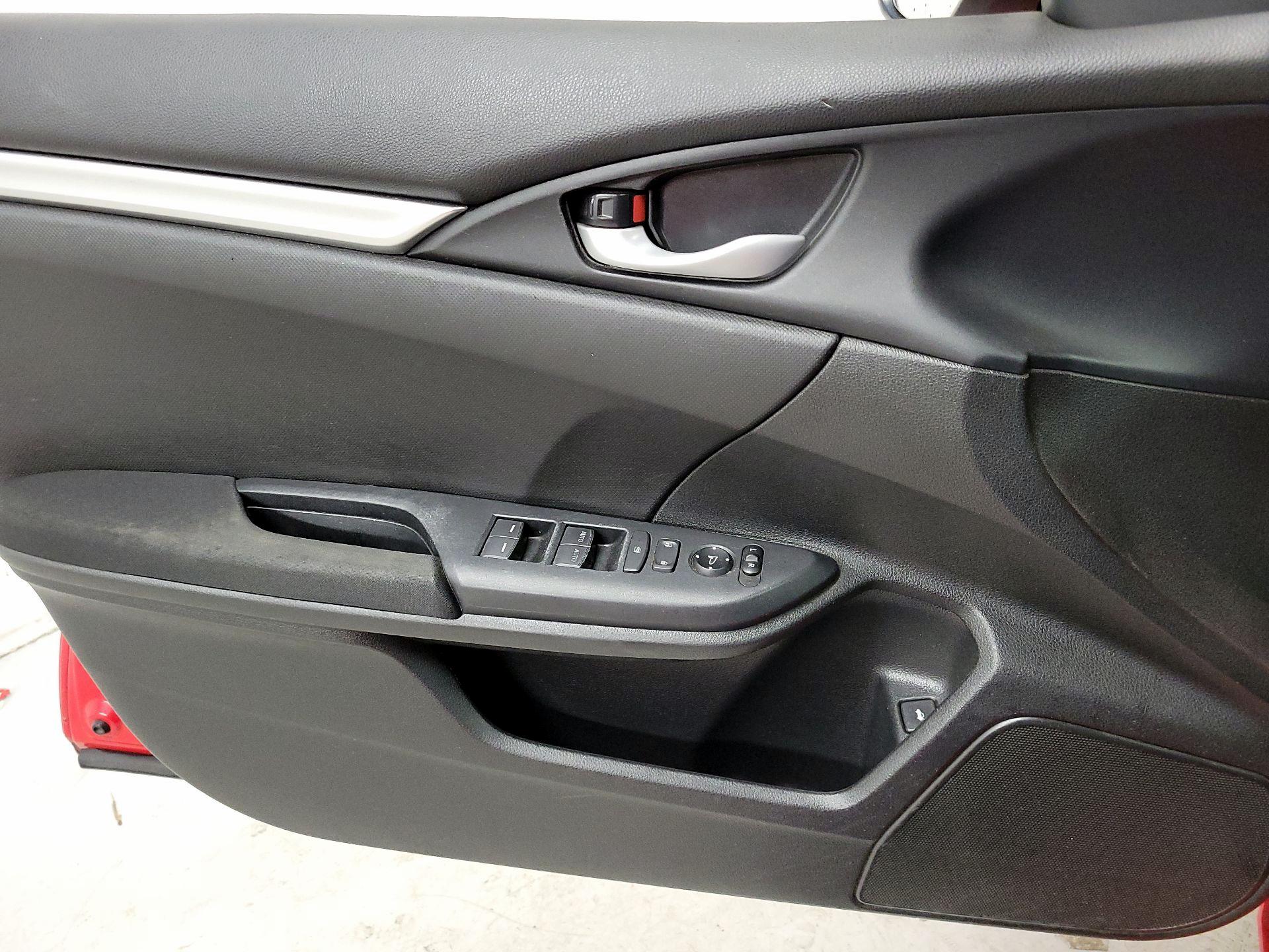 Thumbnail: 2017 Honda Civic - 12