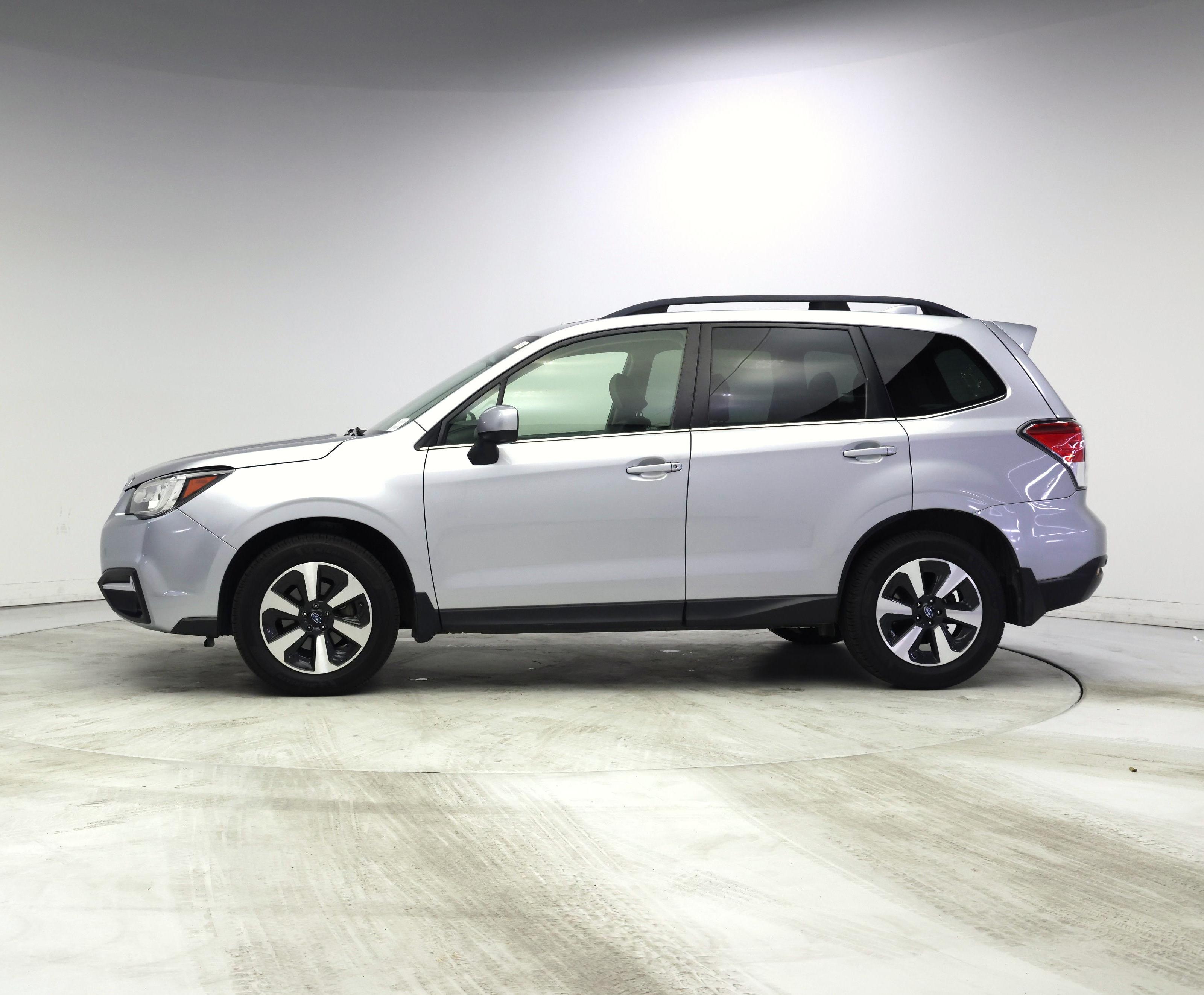 Thumbnail: 2017 Subaru Forester - 3