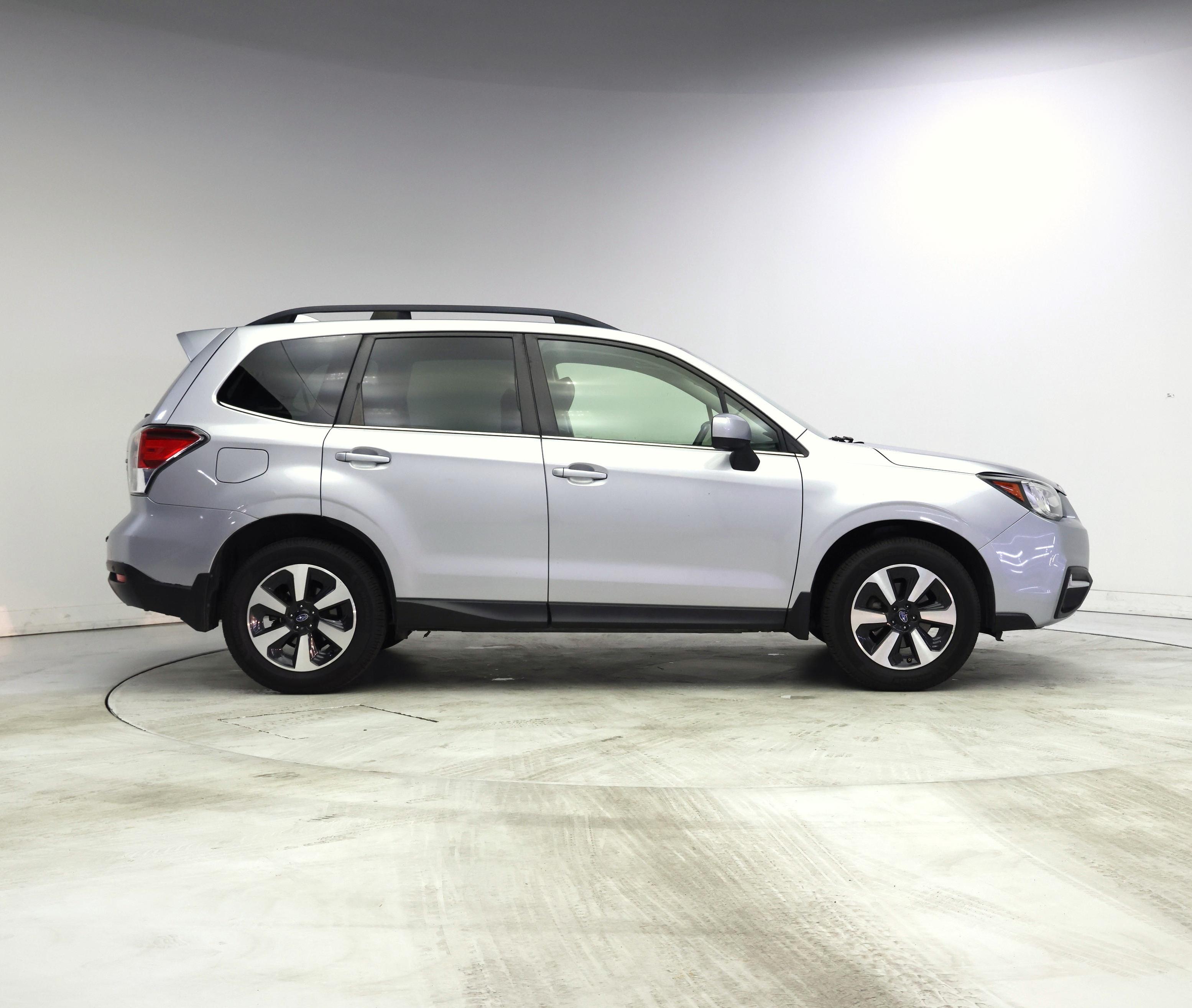 Thumbnail: 2017 Subaru Forester - 7