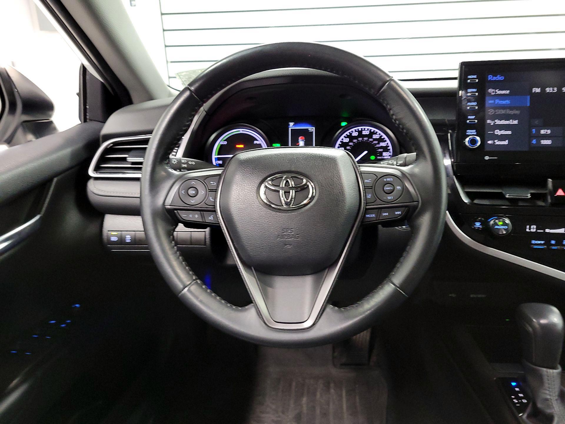 Thumbnail: 2023 Toyota Camry - 10
