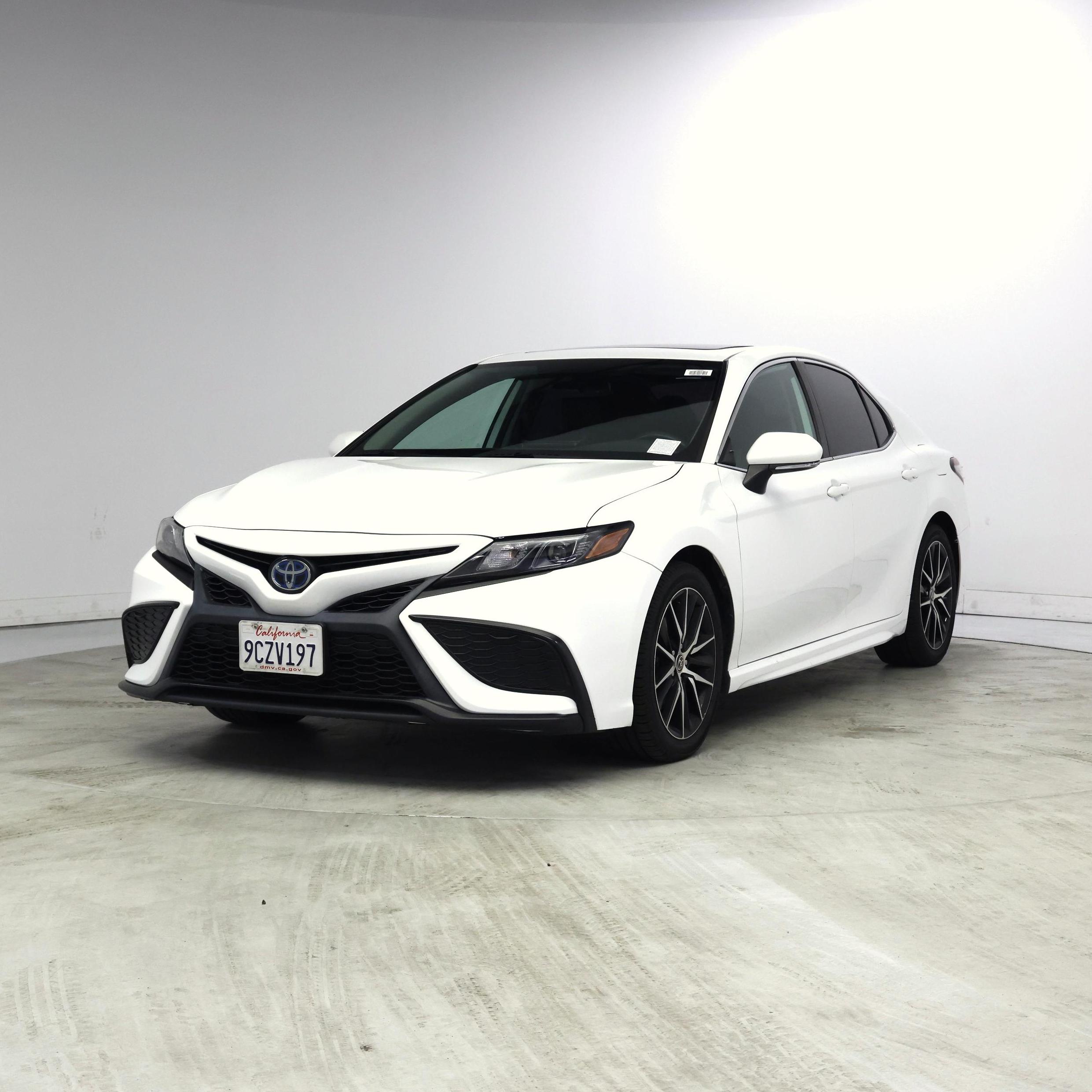Thumbnail: 2023 Toyota Camry - 4