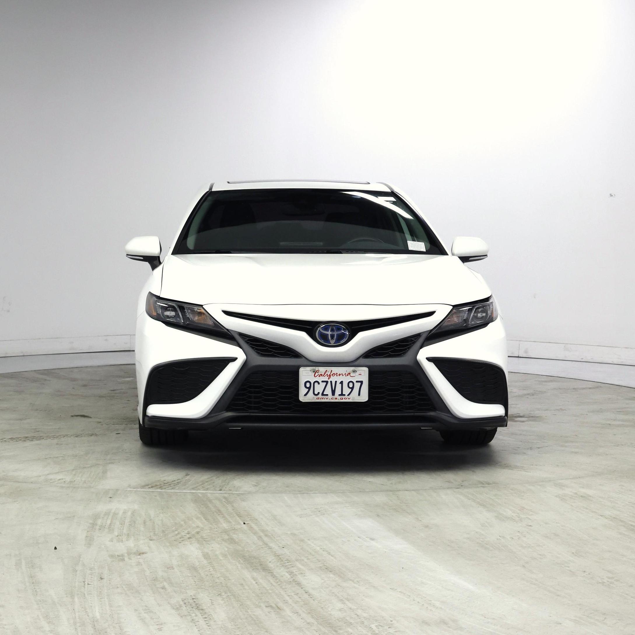 Thumbnail: 2023 Toyota Camry - 5