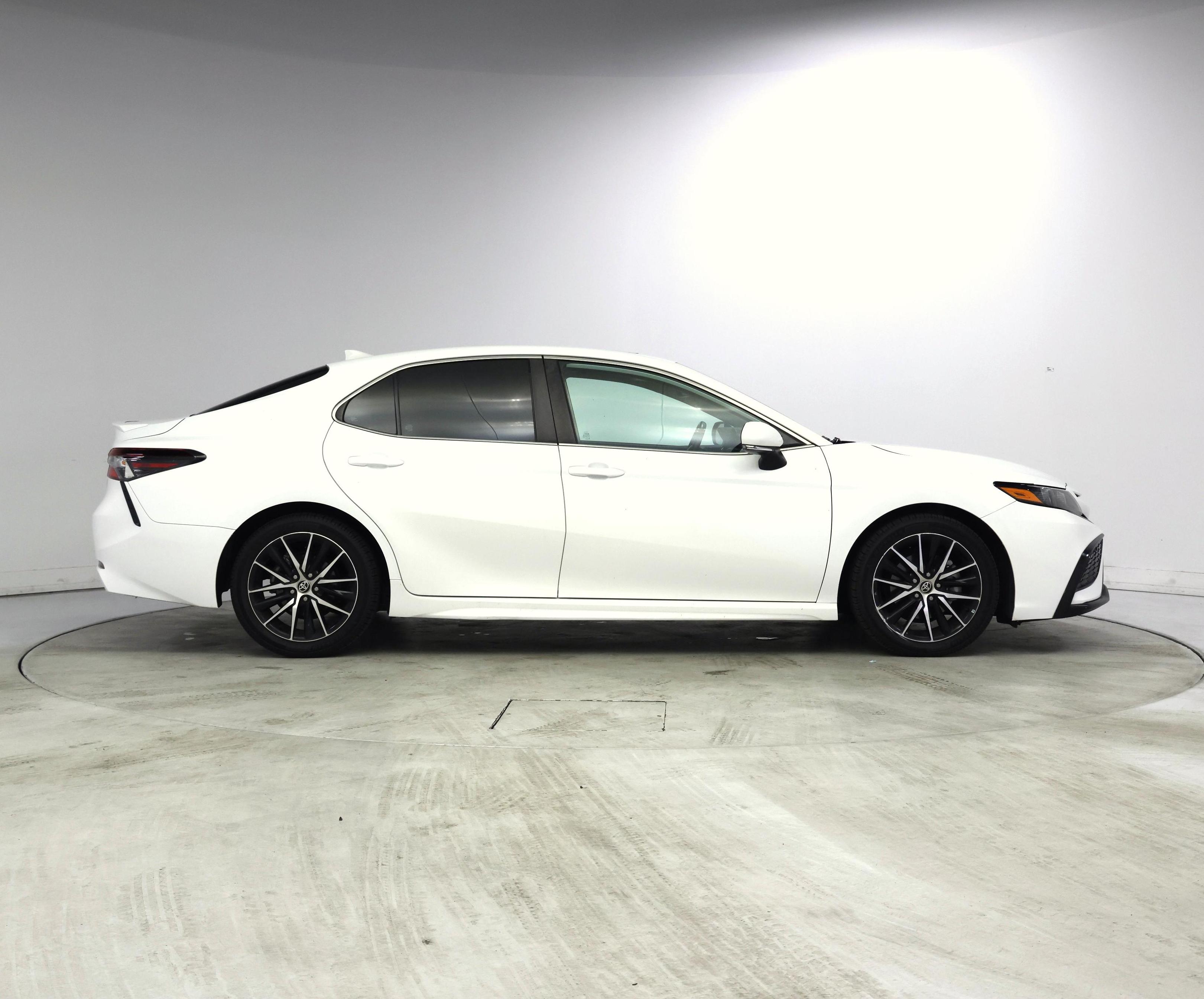 Thumbnail: 2023 Toyota Camry - 7