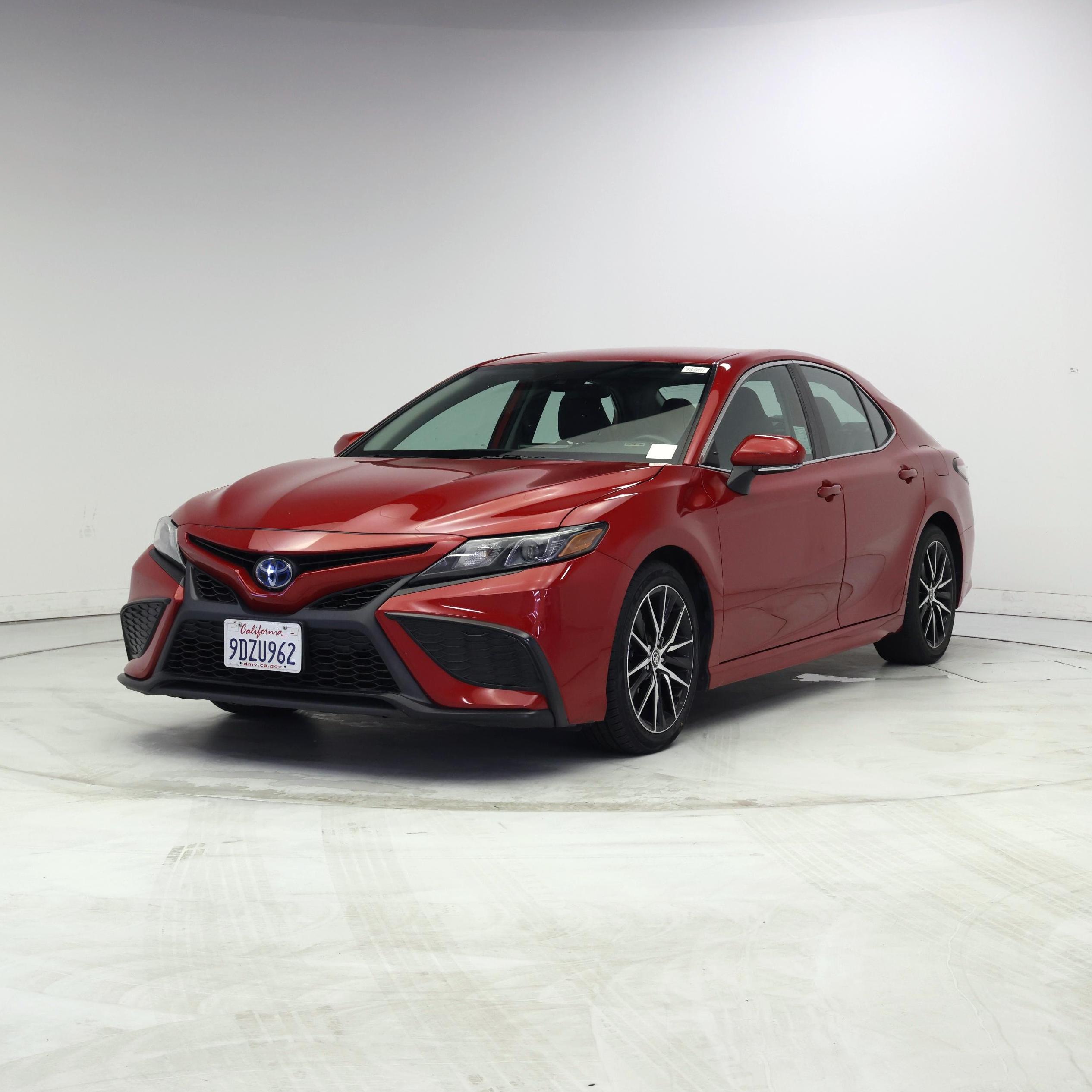 Thumbnail: 2023 Toyota Camry - 4