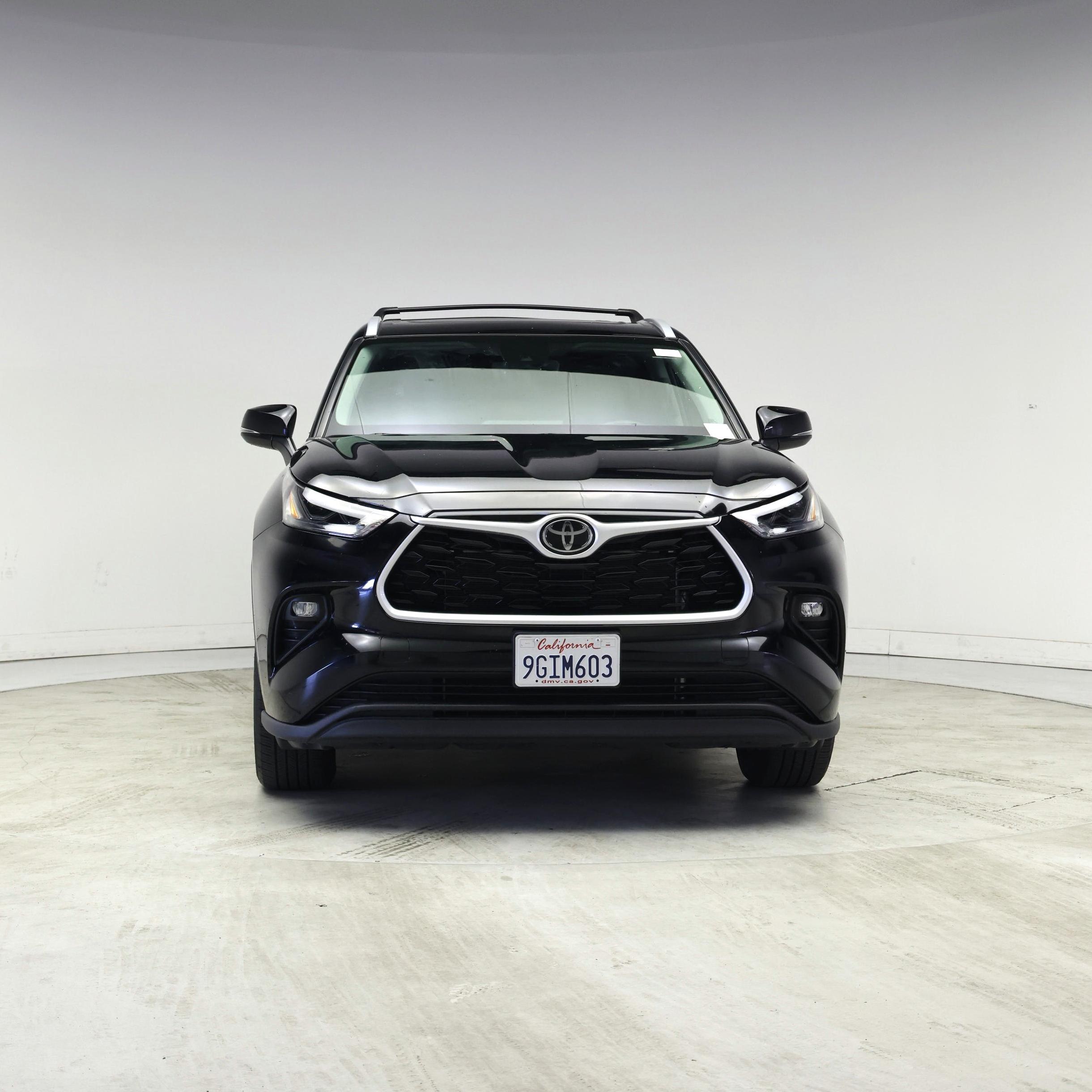Thumbnail: 2023 Toyota Highlander - 5
