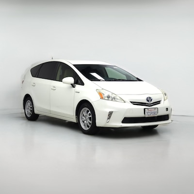 2014 Toyota Prius v Three