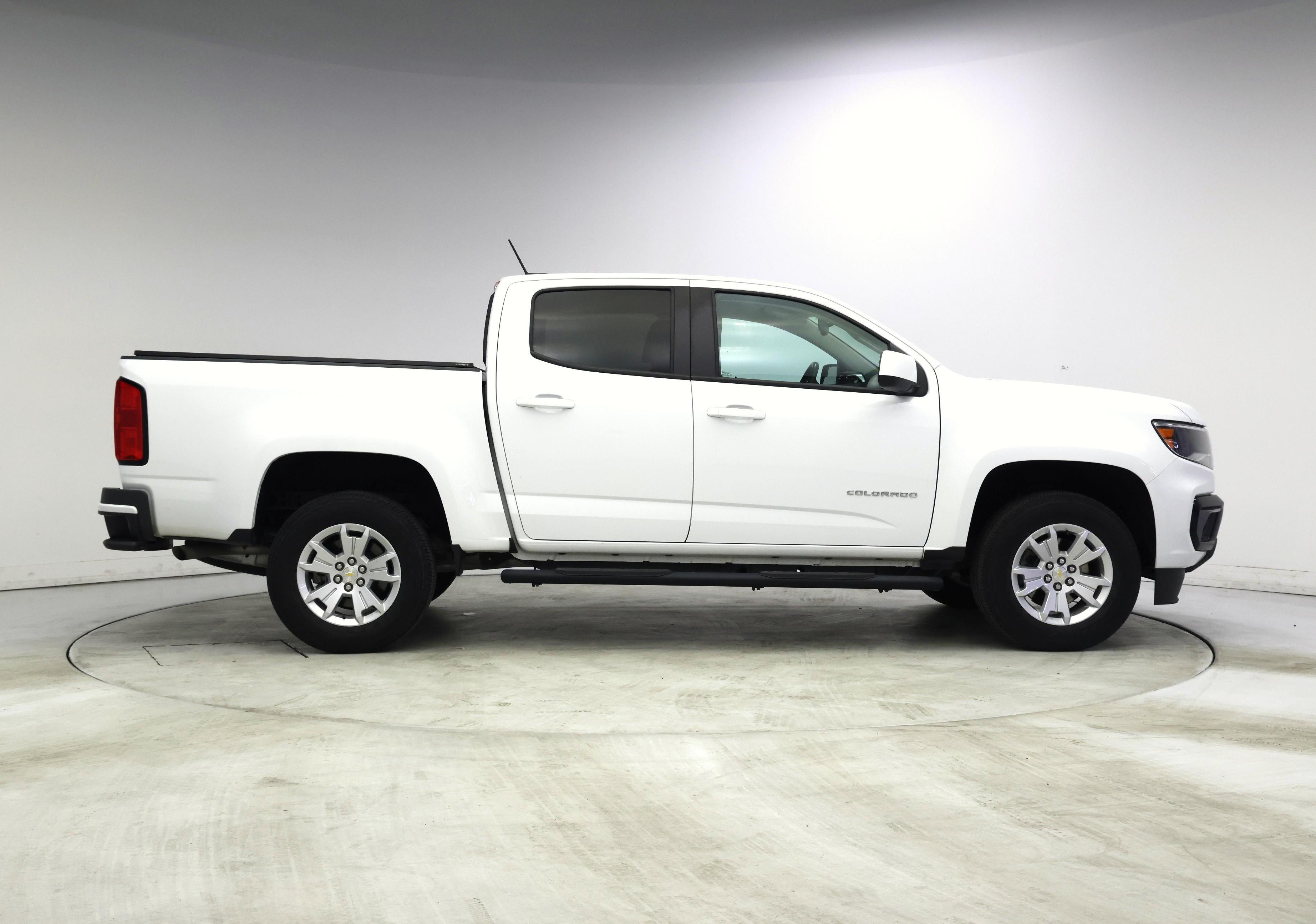 Thumbnail: 2022 Chevrolet Colorado - 7