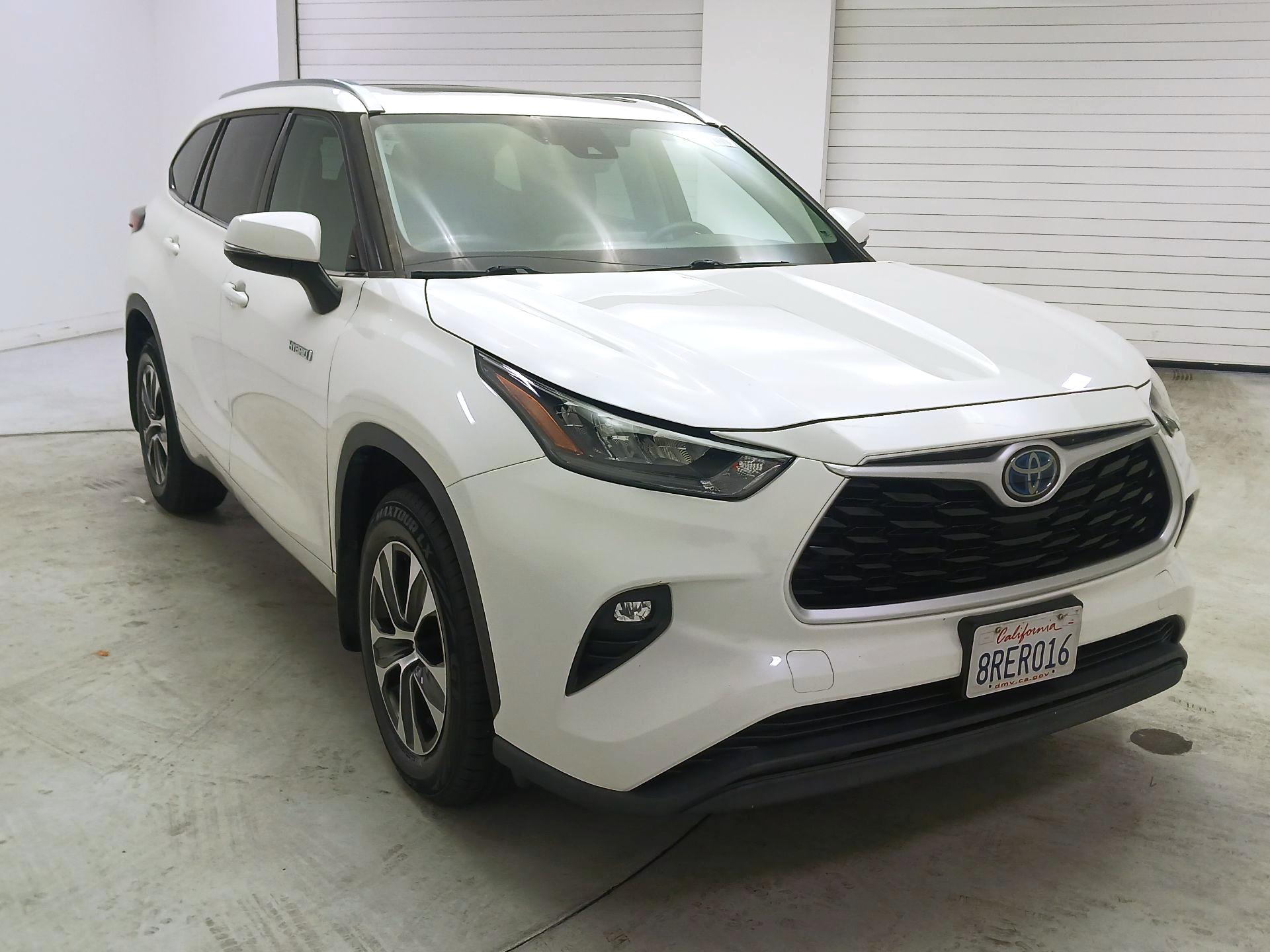 Thumbnail: 2020 Toyota Highlander - 1