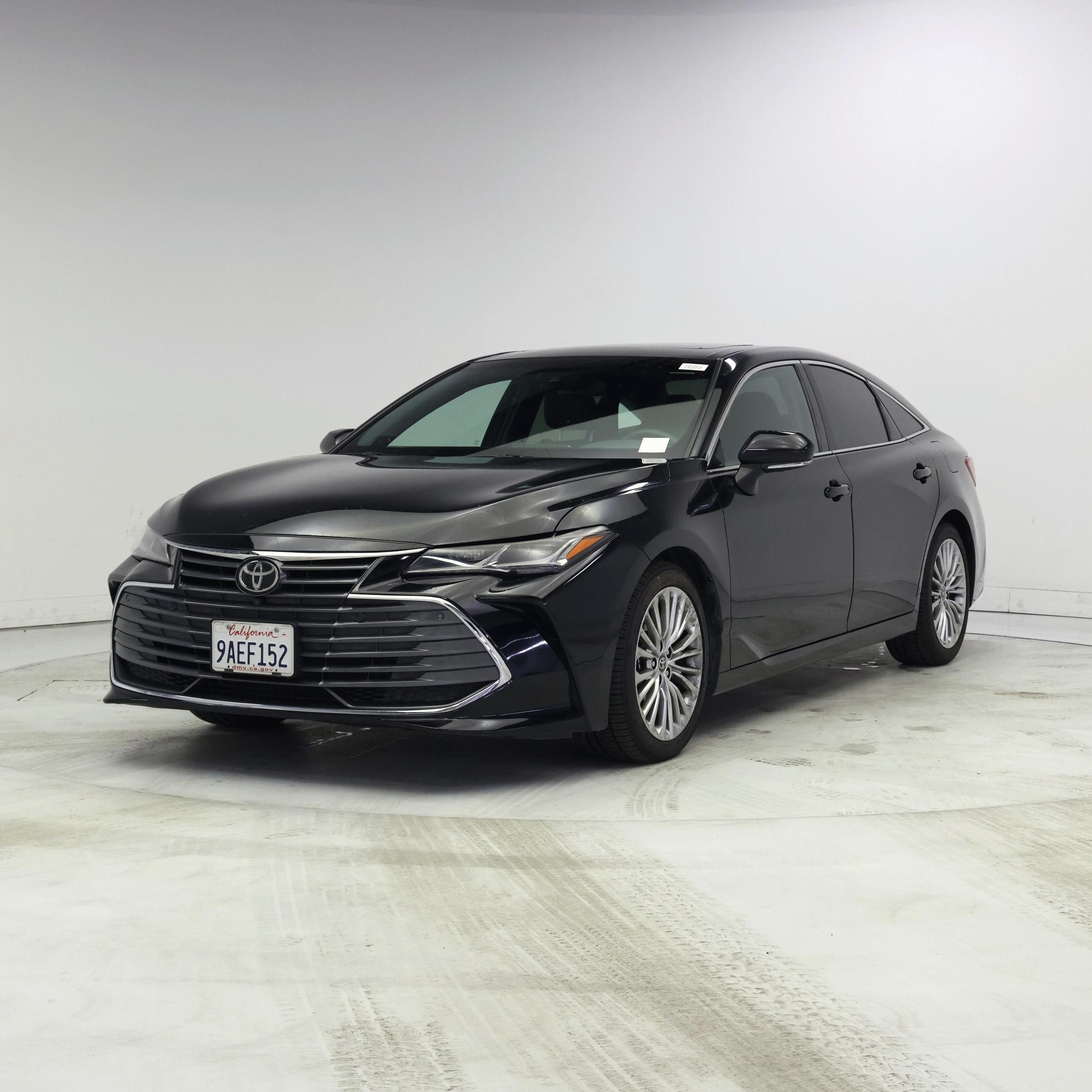 Thumbnail: 2022 Toyota Avalon - 4