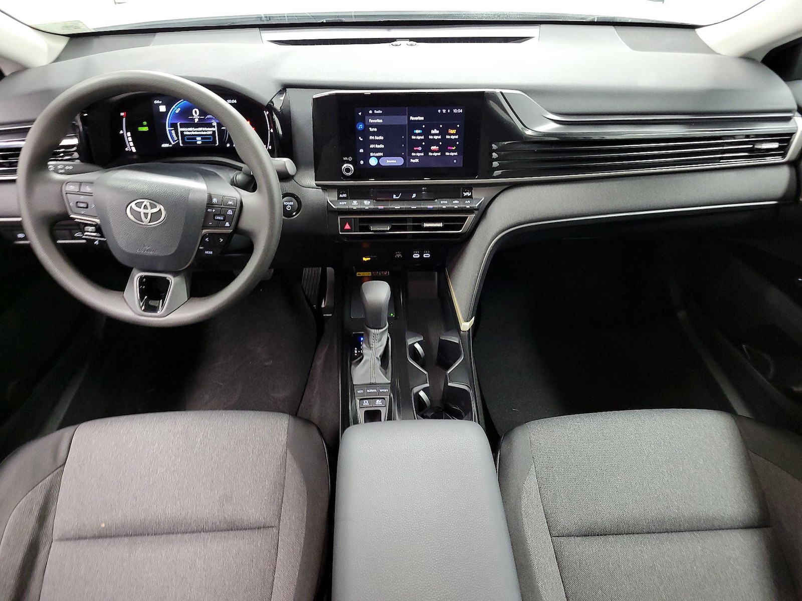 2026 Toyota Camry LE - Photo 10