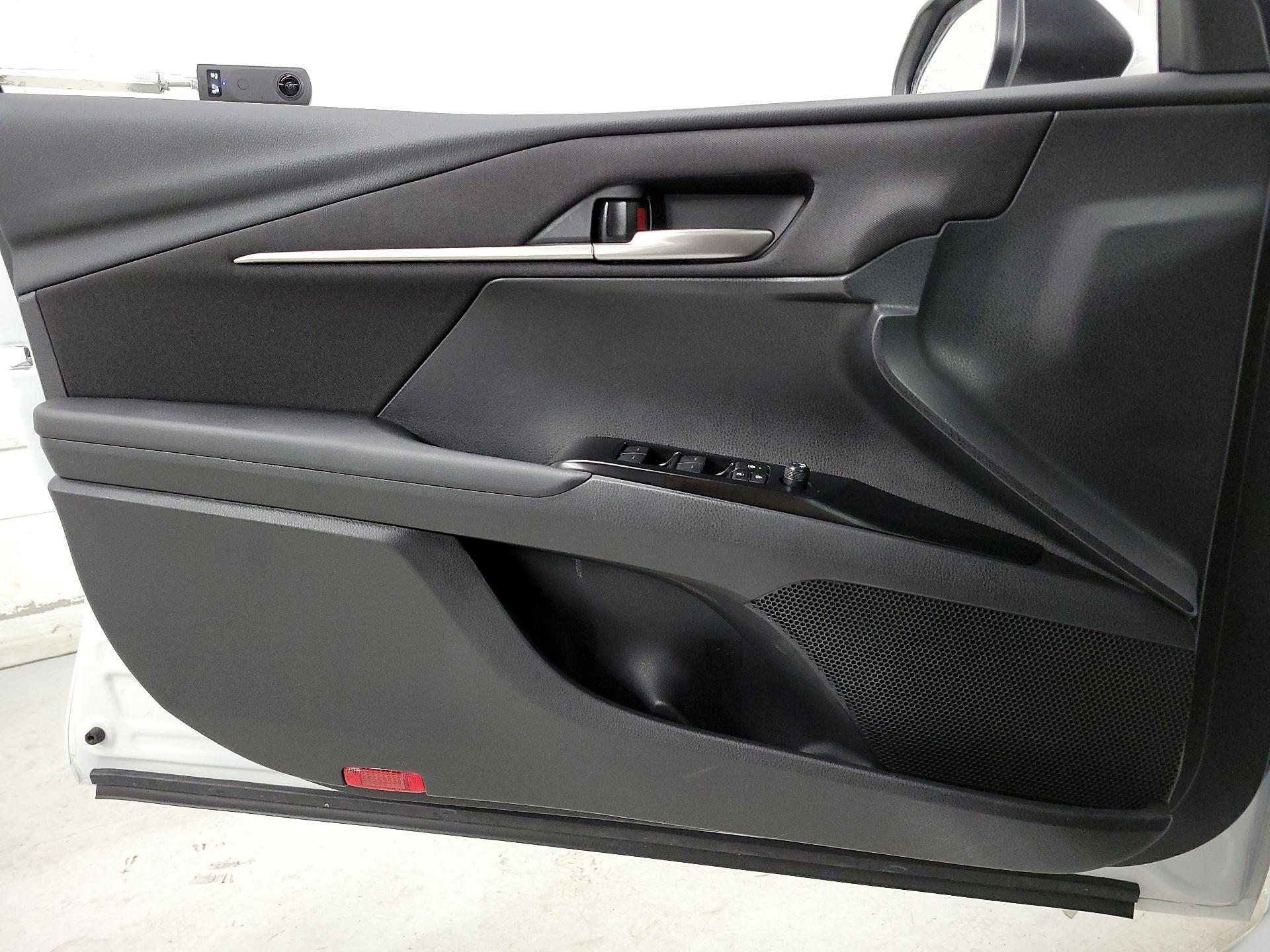 Thumbnail: 2026 Toyota Camry - 12