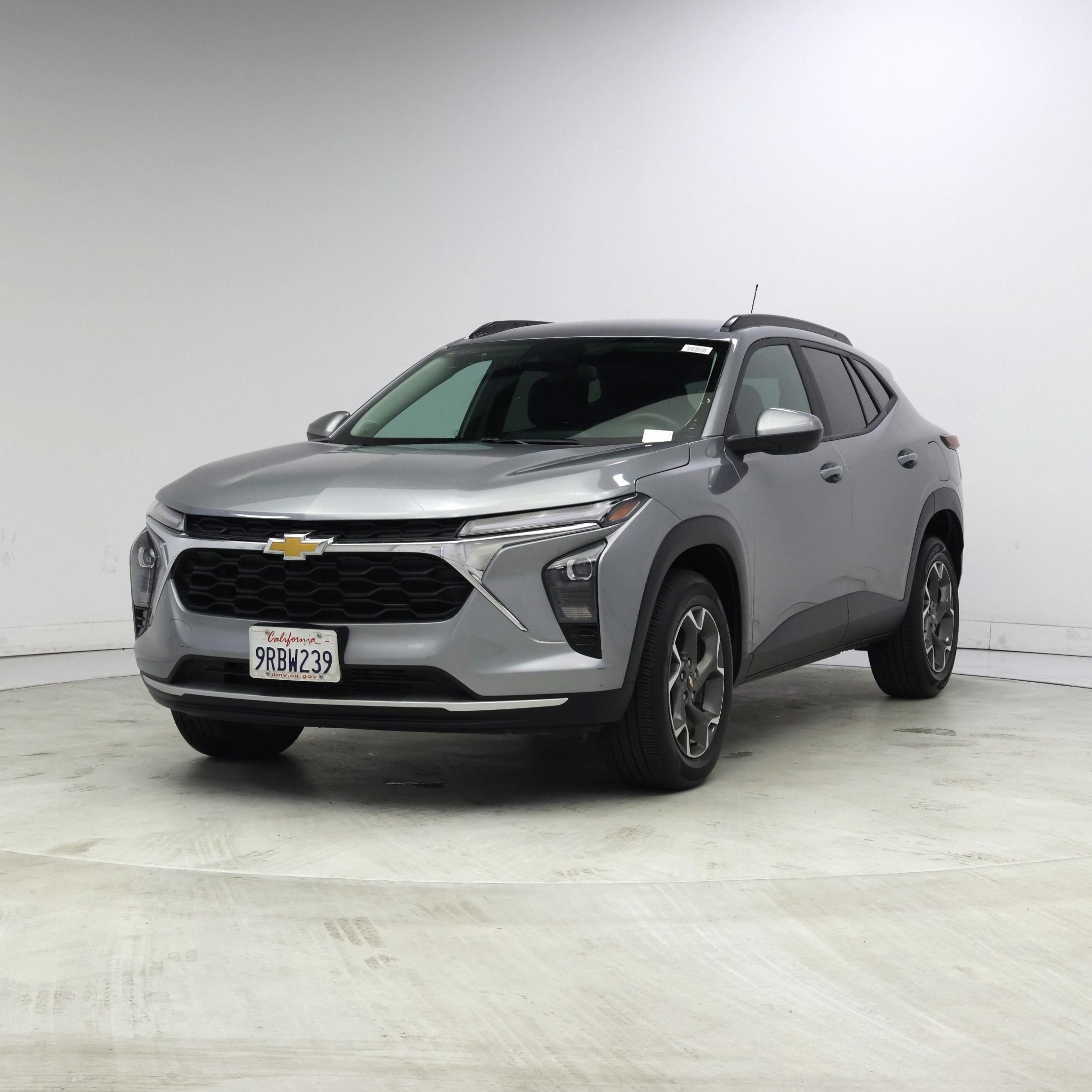 Thumbnail: 2025 Chevrolet Trax - 4