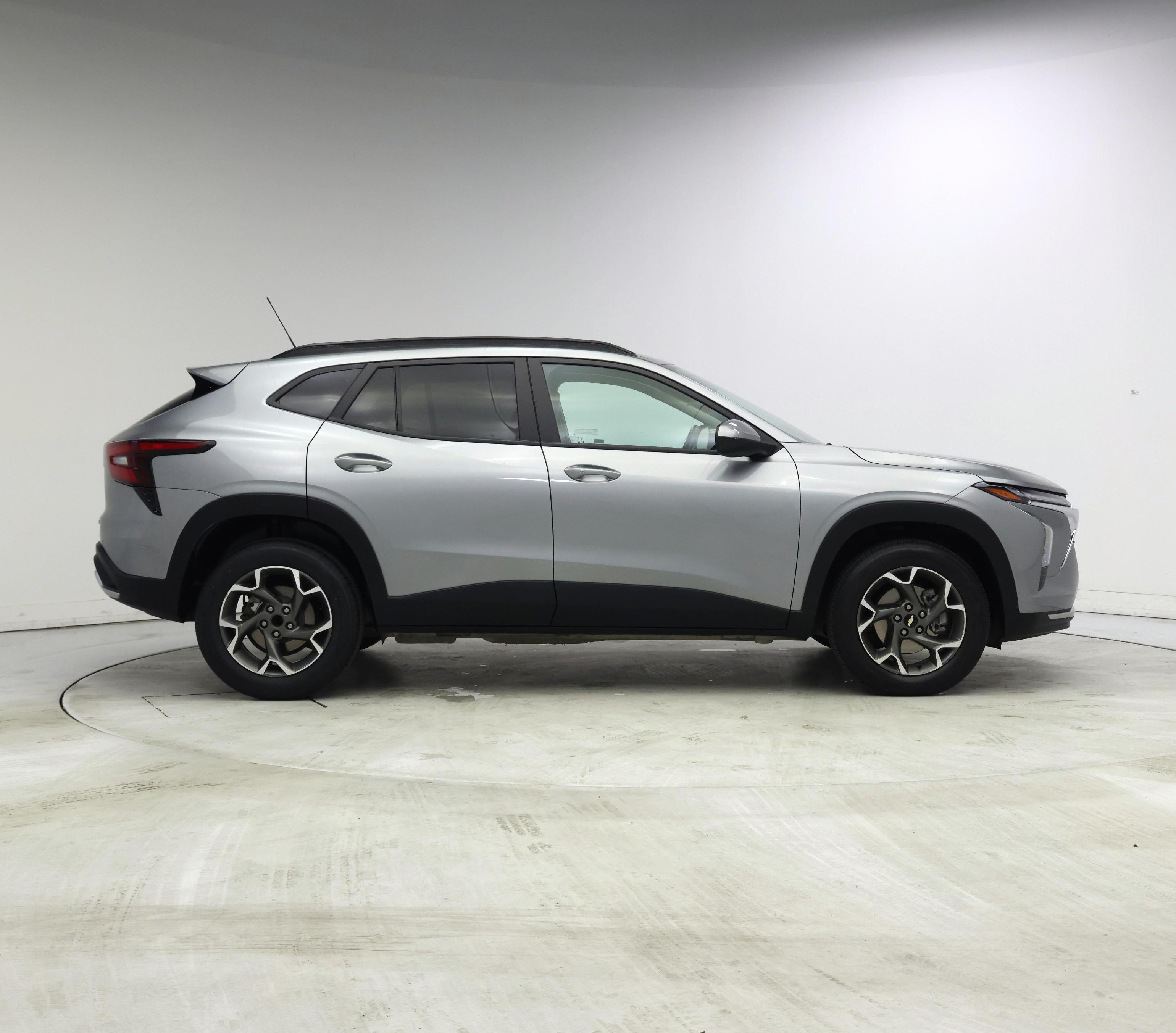 Thumbnail: 2025 Chevrolet Trax - 7
