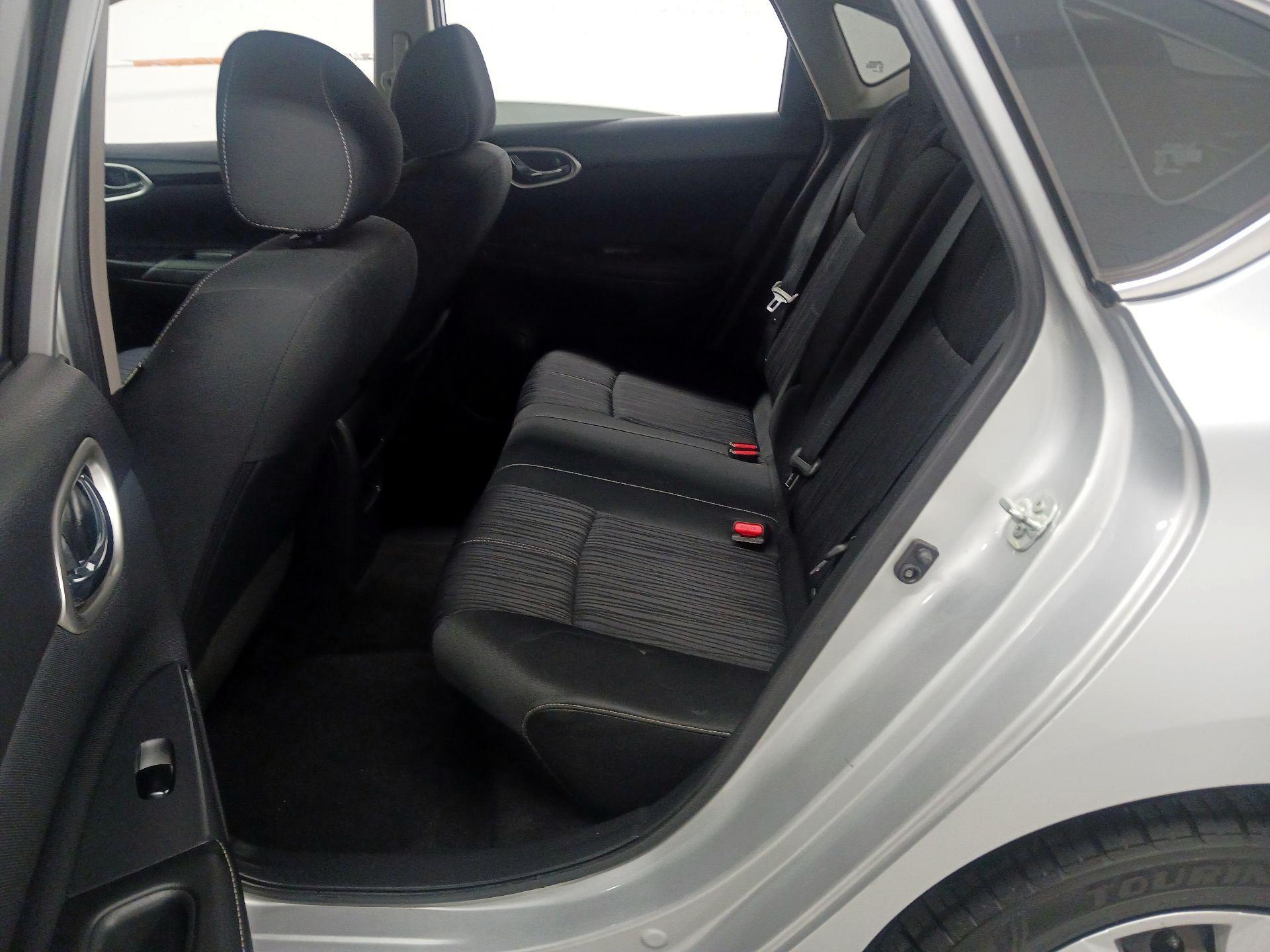 Thumbnail: 2017 Nissan Sentra - 16