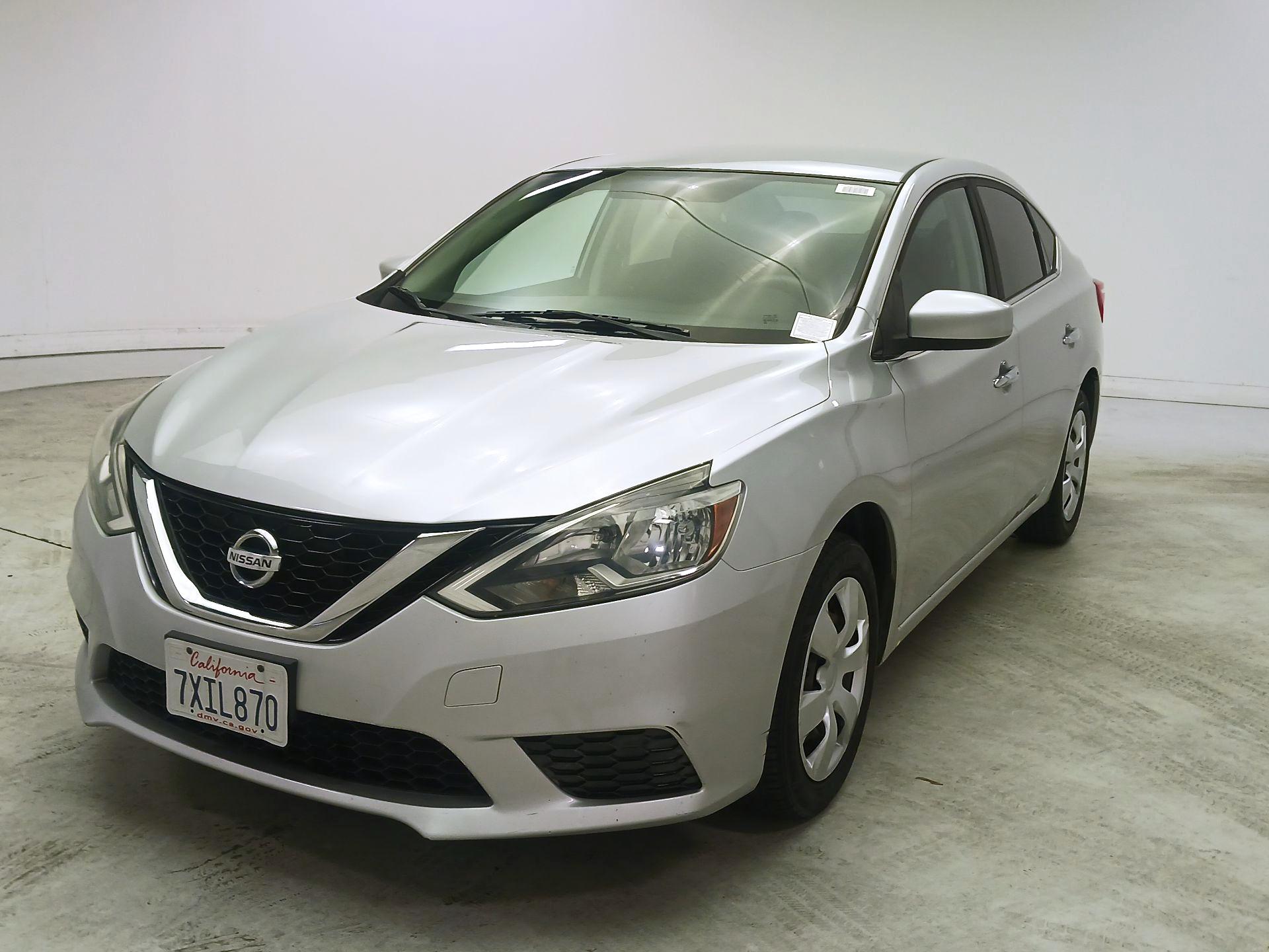 Thumbnail: 2017 Nissan Sentra - 3