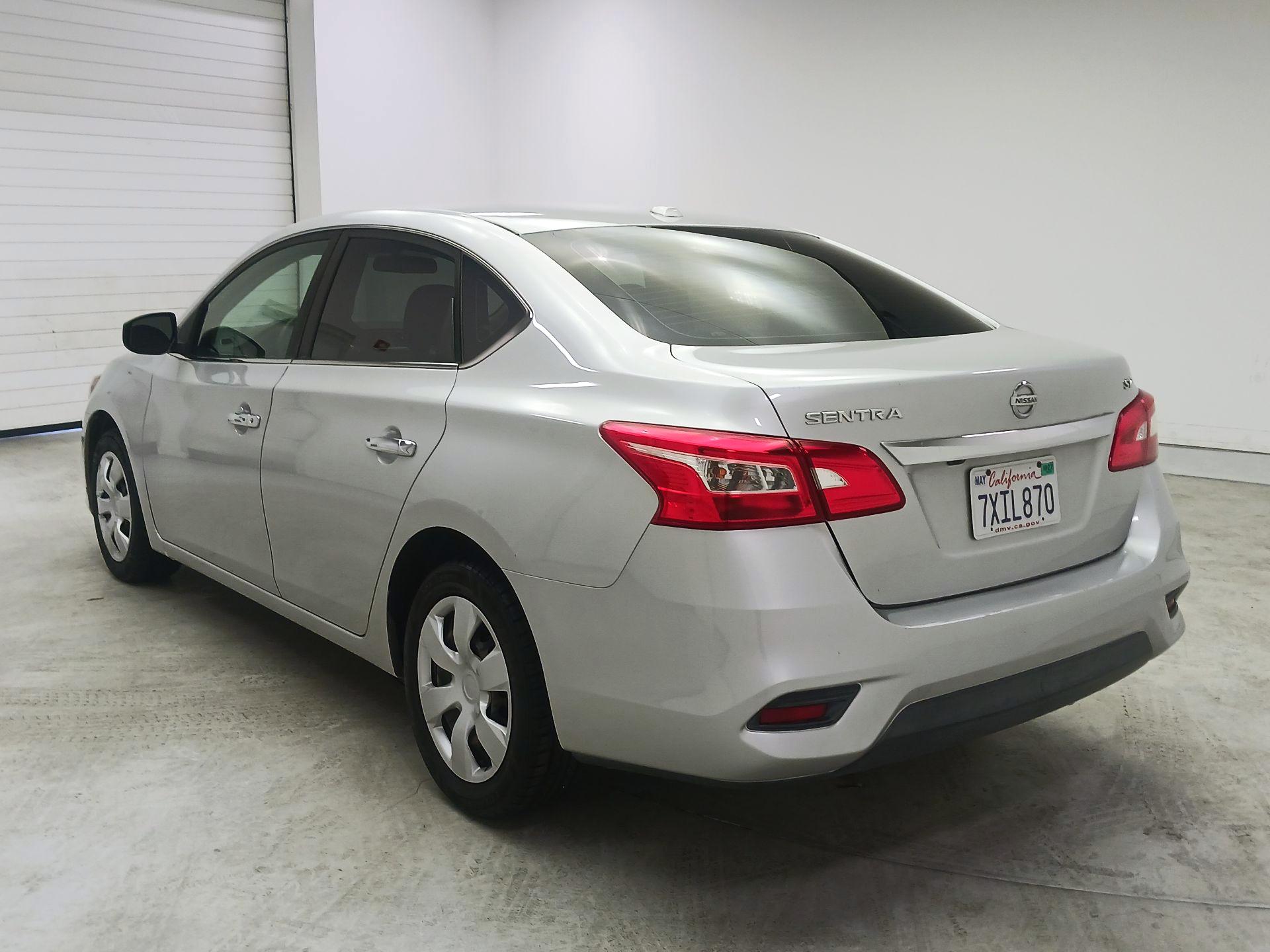 Thumbnail: 2017 Nissan Sentra - 7