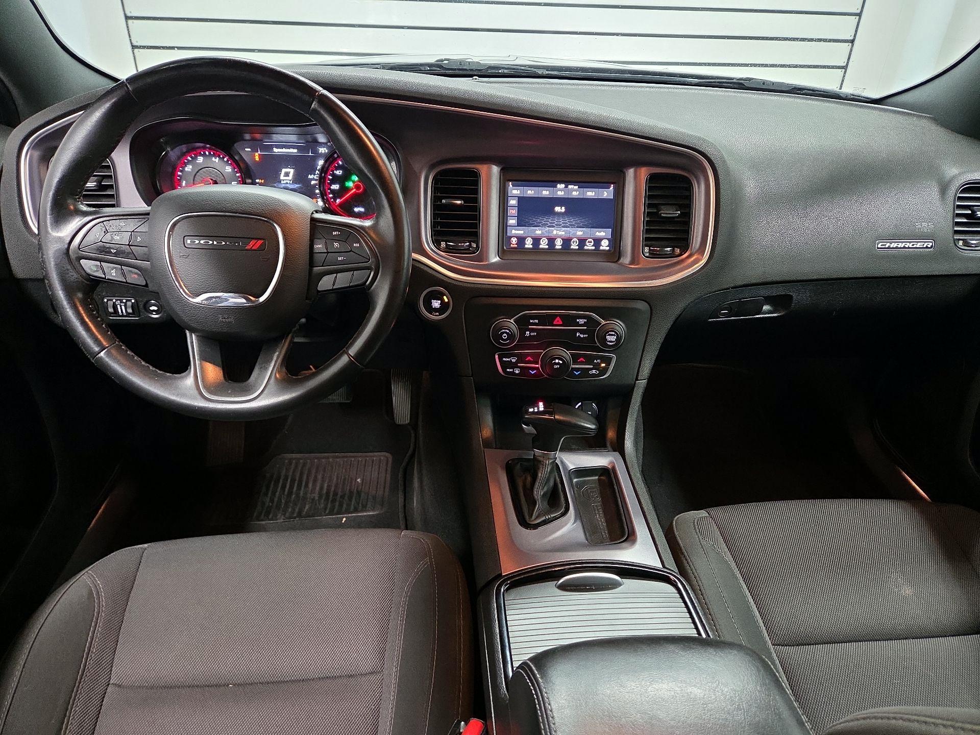 Thumbnail: 2019 Dodge Charger - 9