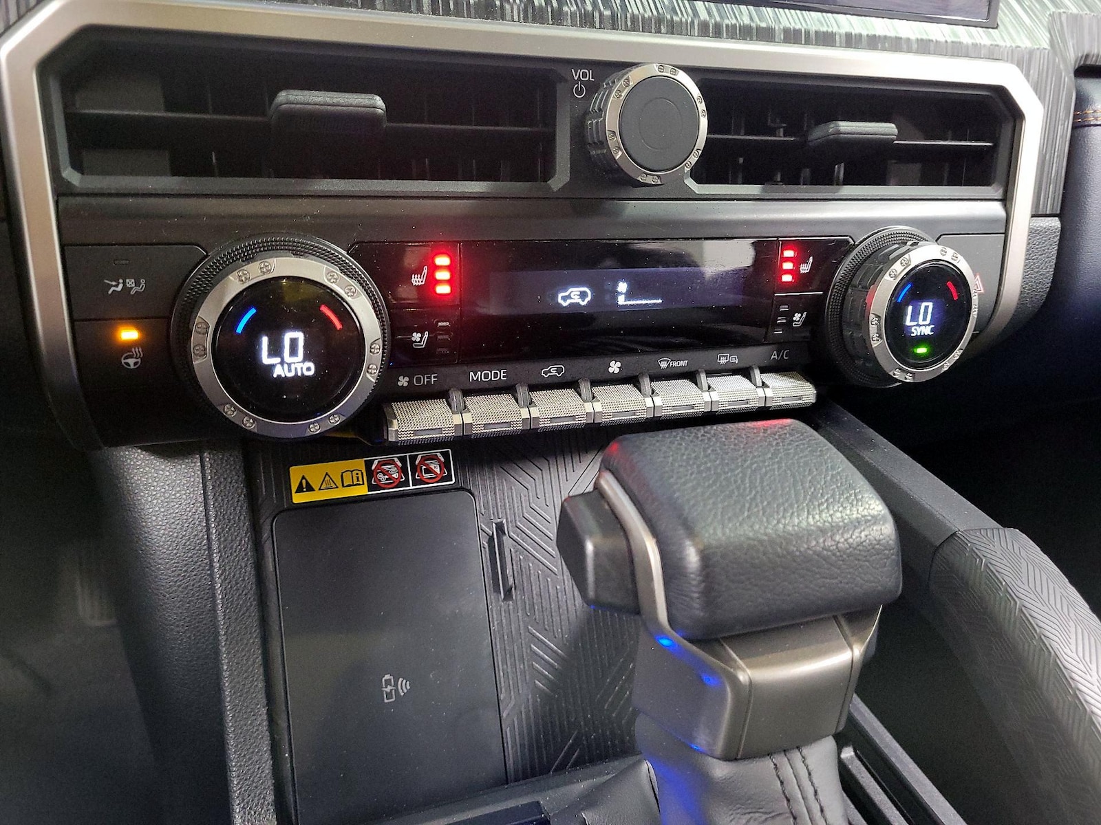 2025 Toyota 4Runner Platinum - Photo 14