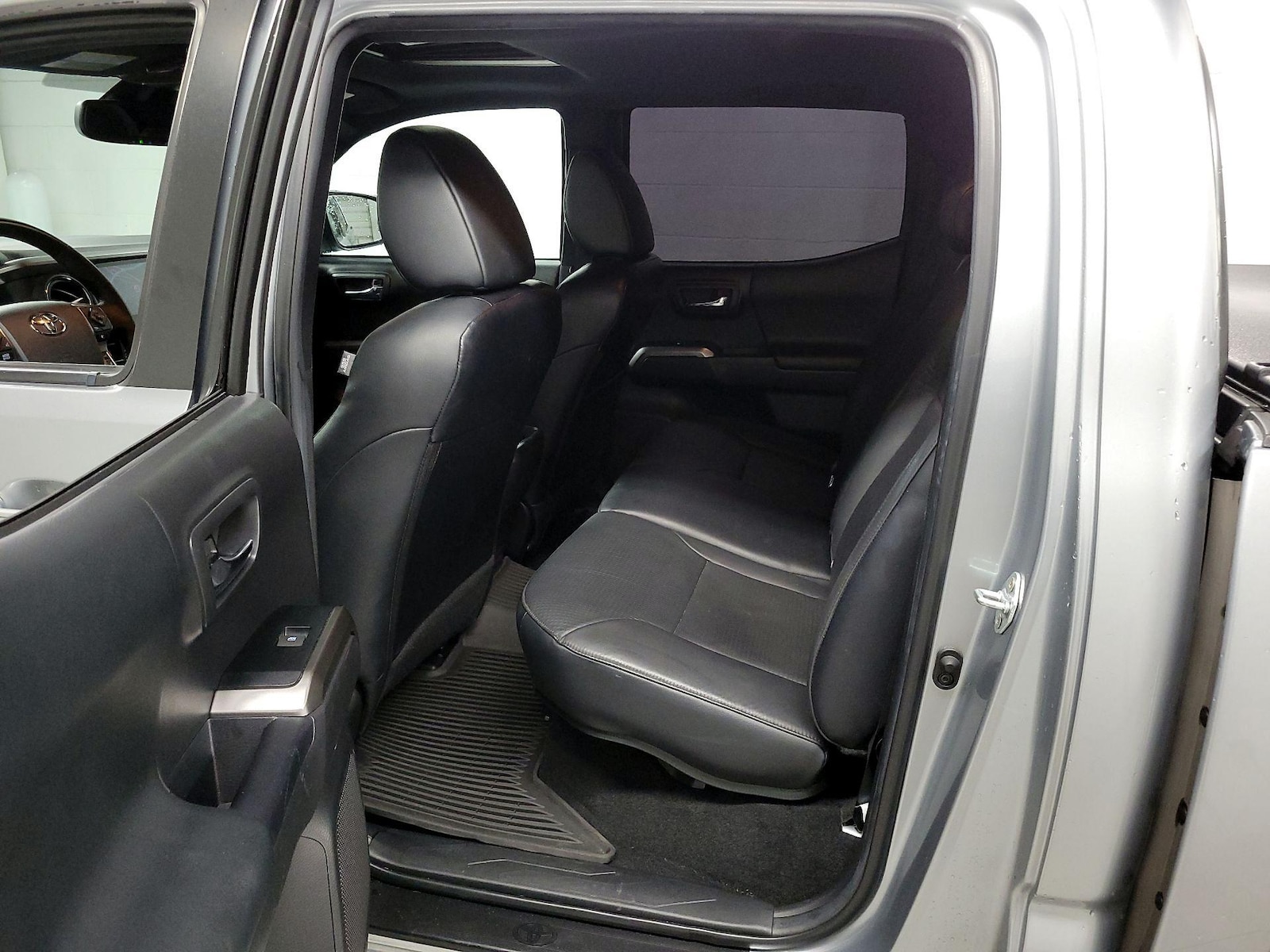 2023 Toyota Tacoma Limited - Photo 22