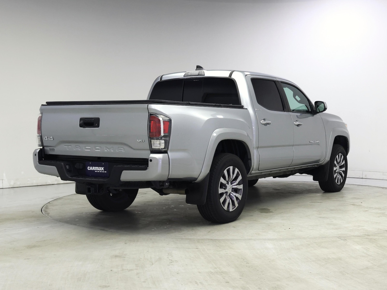2023 Toyota Tacoma Limited - Photo 9