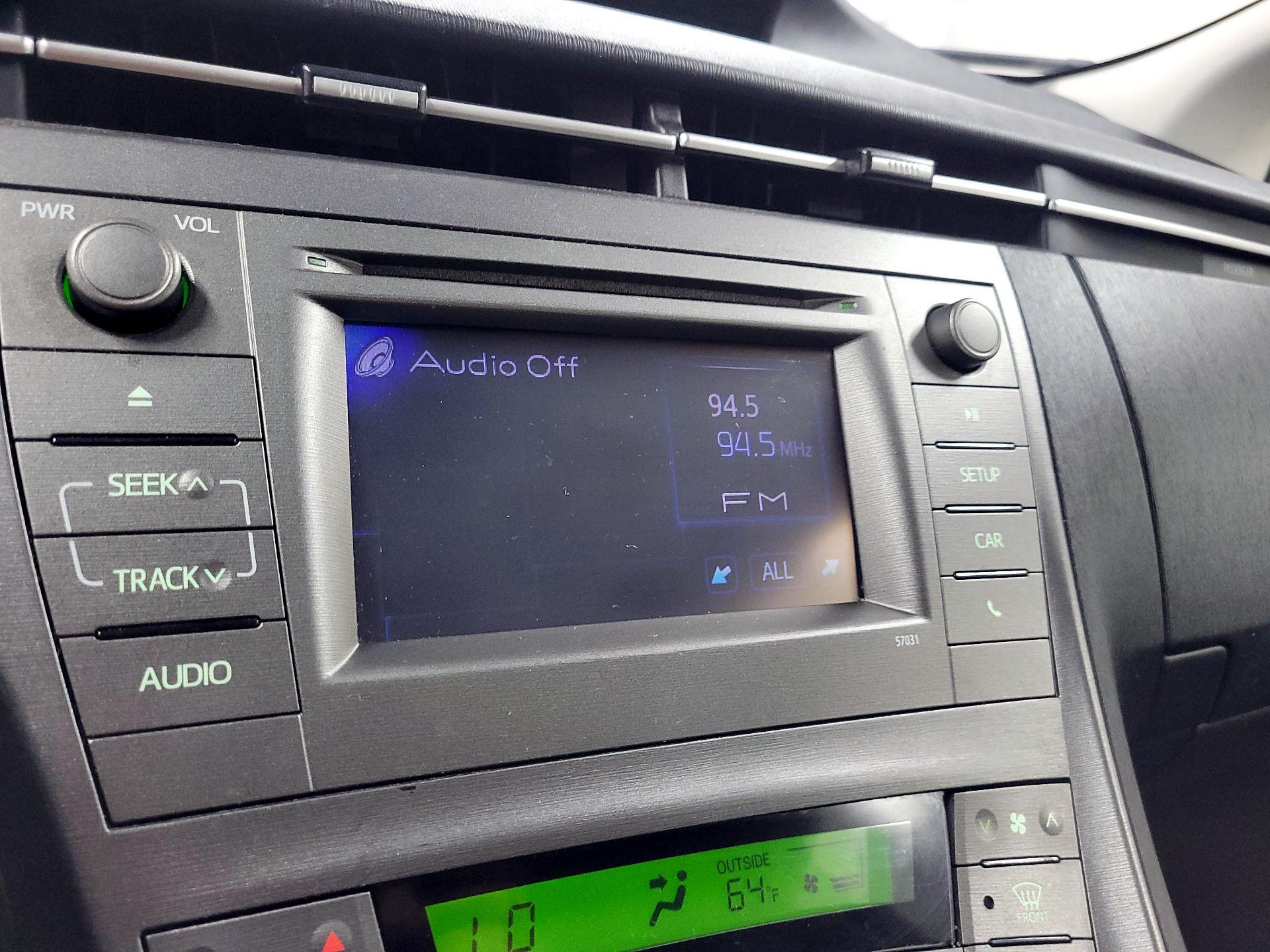 Thumbnail: 2014 Toyota Prius - 11