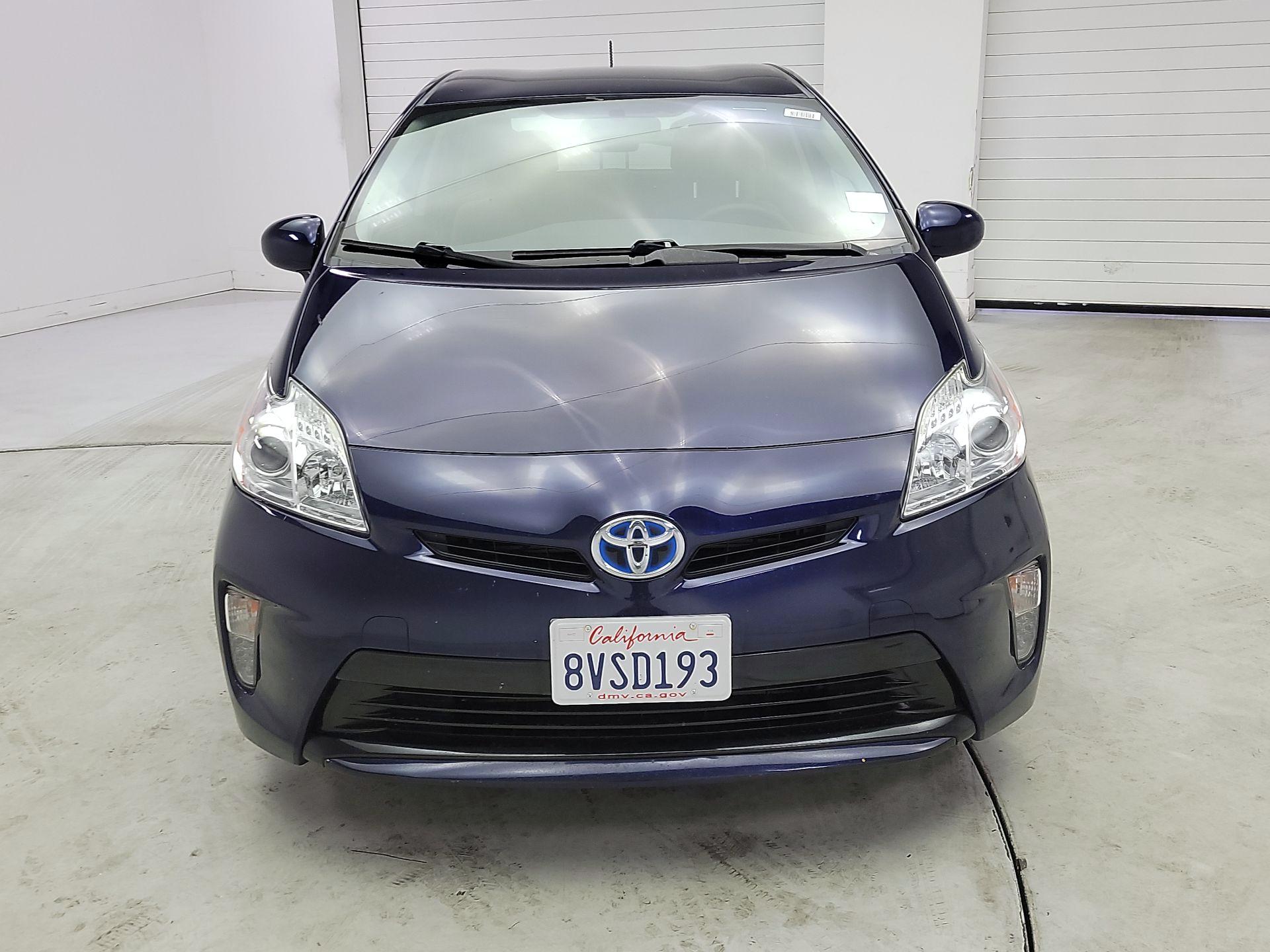 Thumbnail: 2014 Toyota Prius - 2