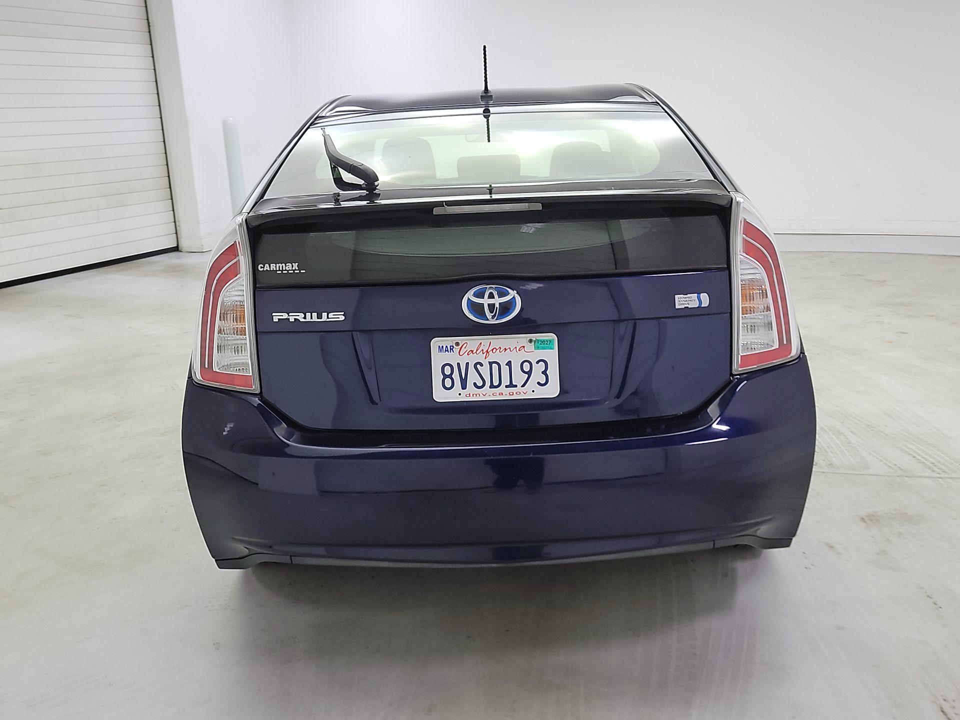 Thumbnail: 2014 Toyota Prius - 6