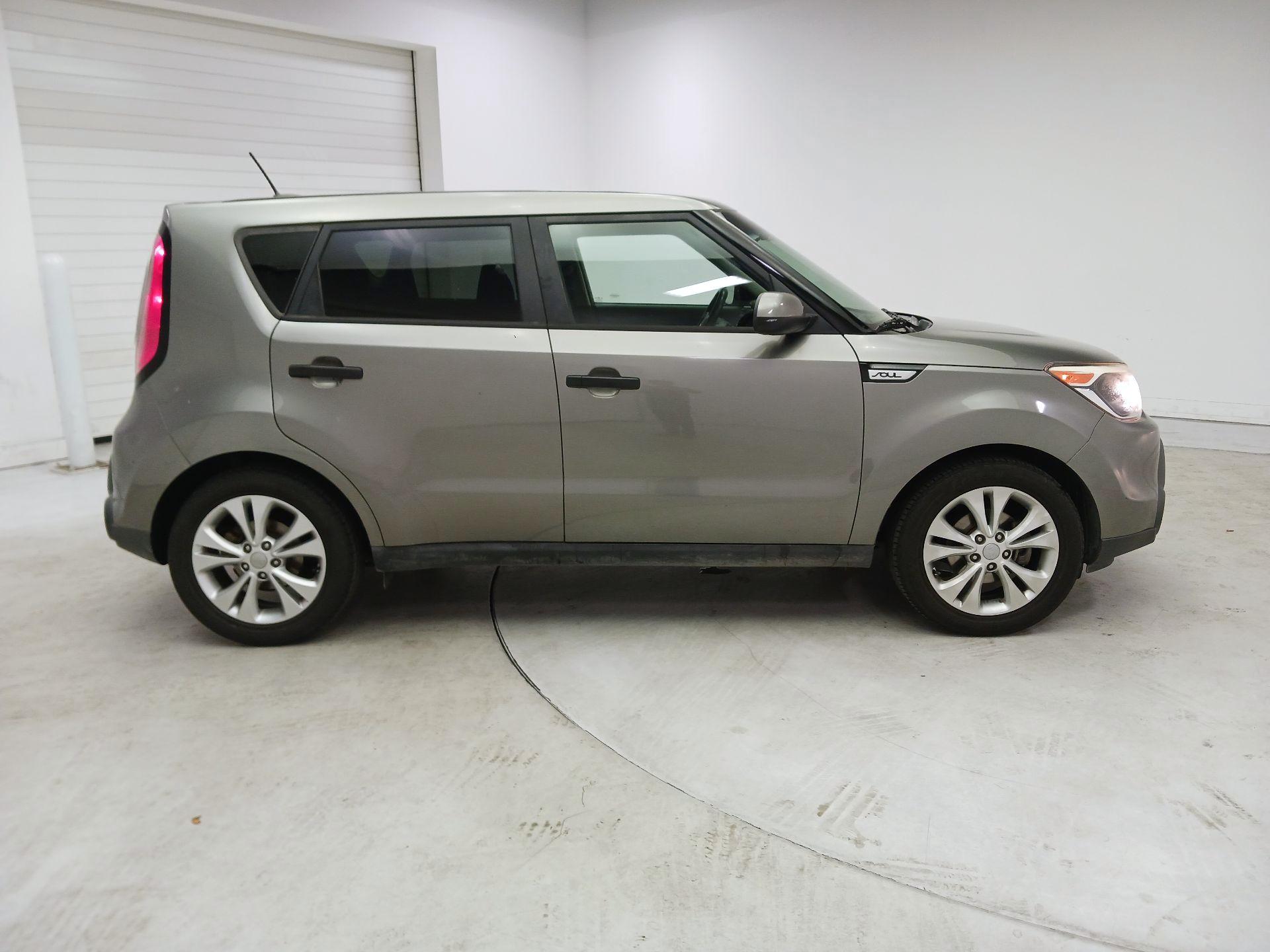 Thumbnail: 2015 Kia Soul - 4