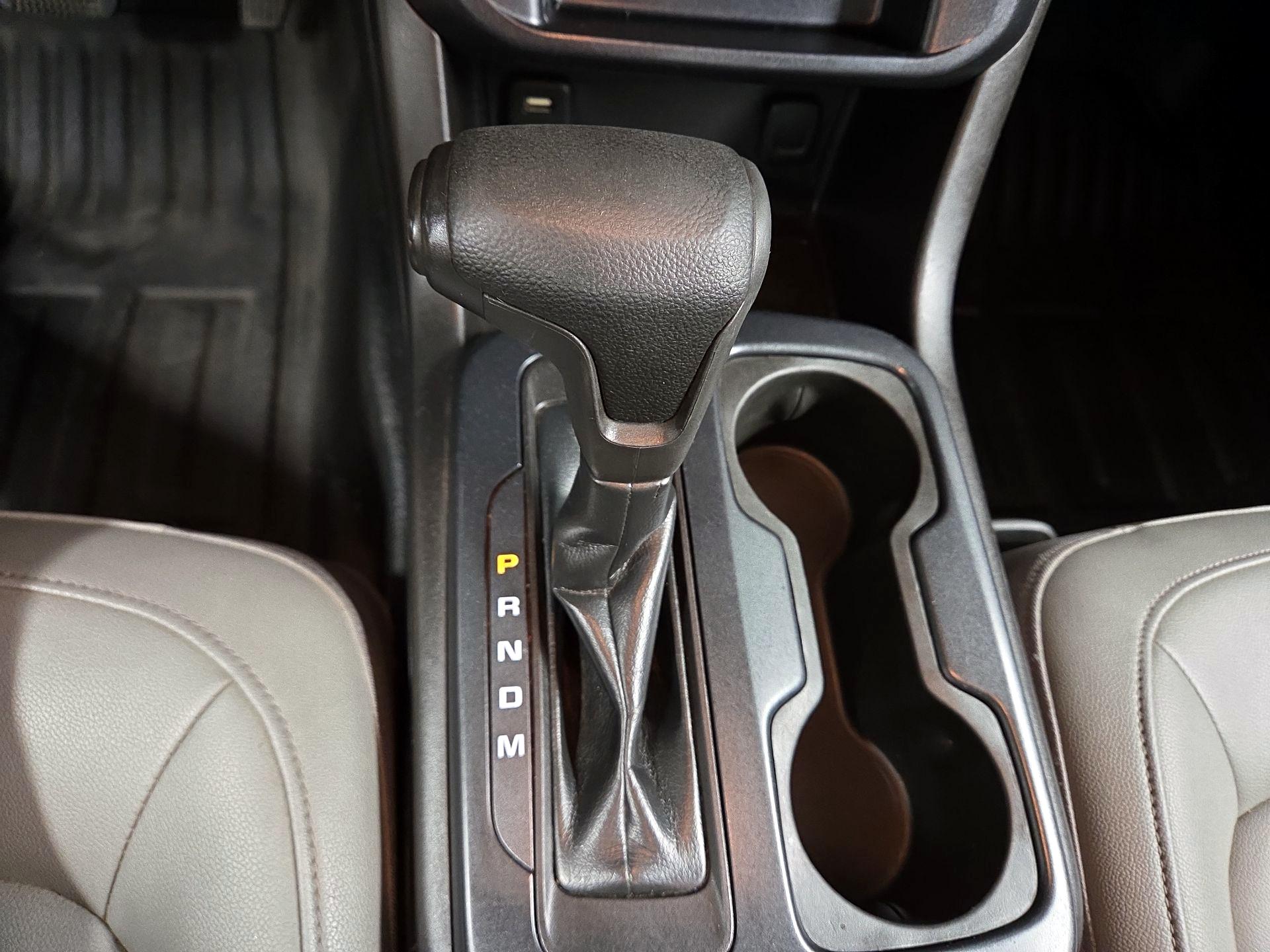 Thumbnail: 2016 Chevrolet Colorado - 17